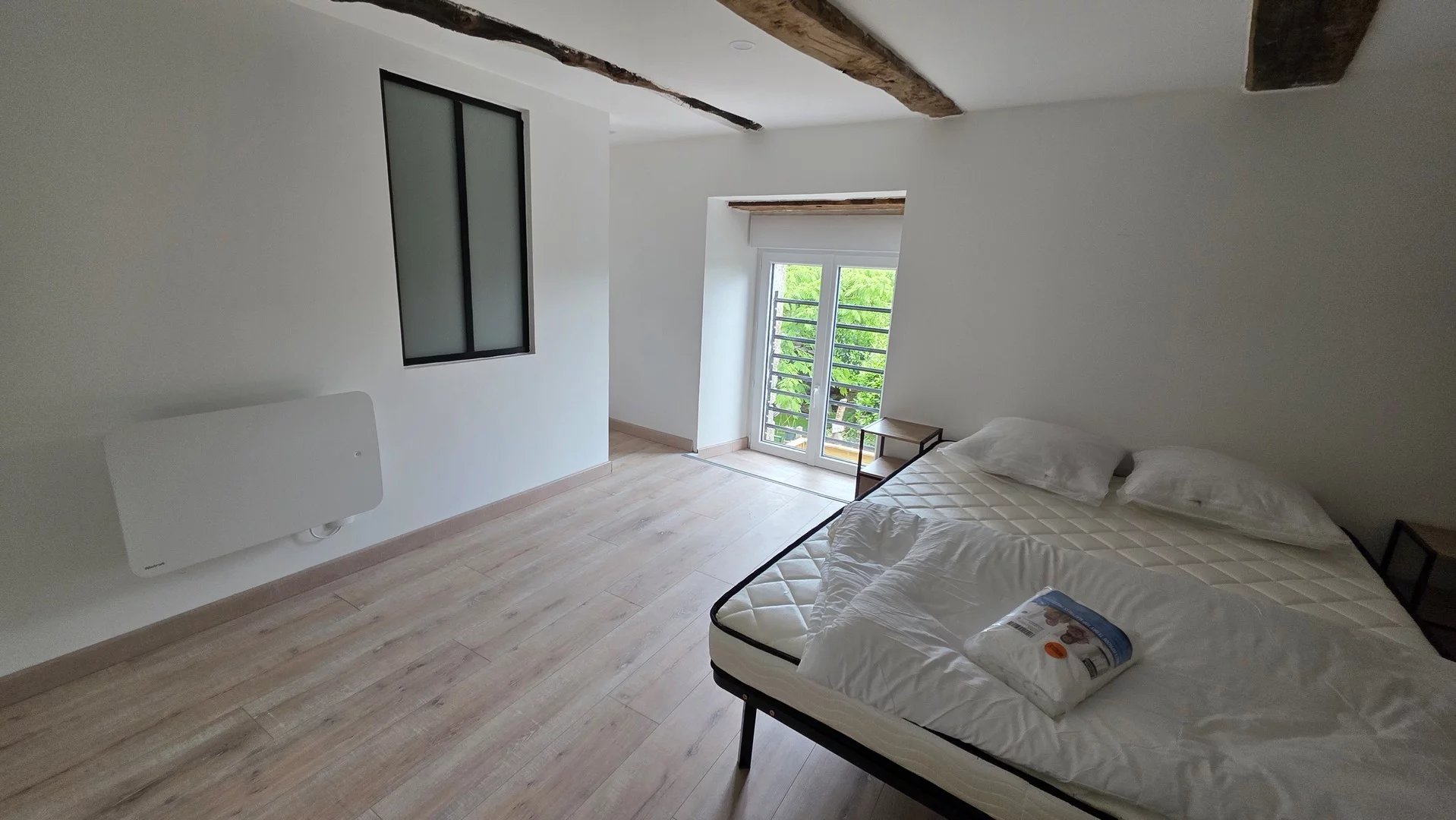 MAISON T3 MEUBLEE – LES CHAMPS GERAUX- EN EXCLUSIVITE