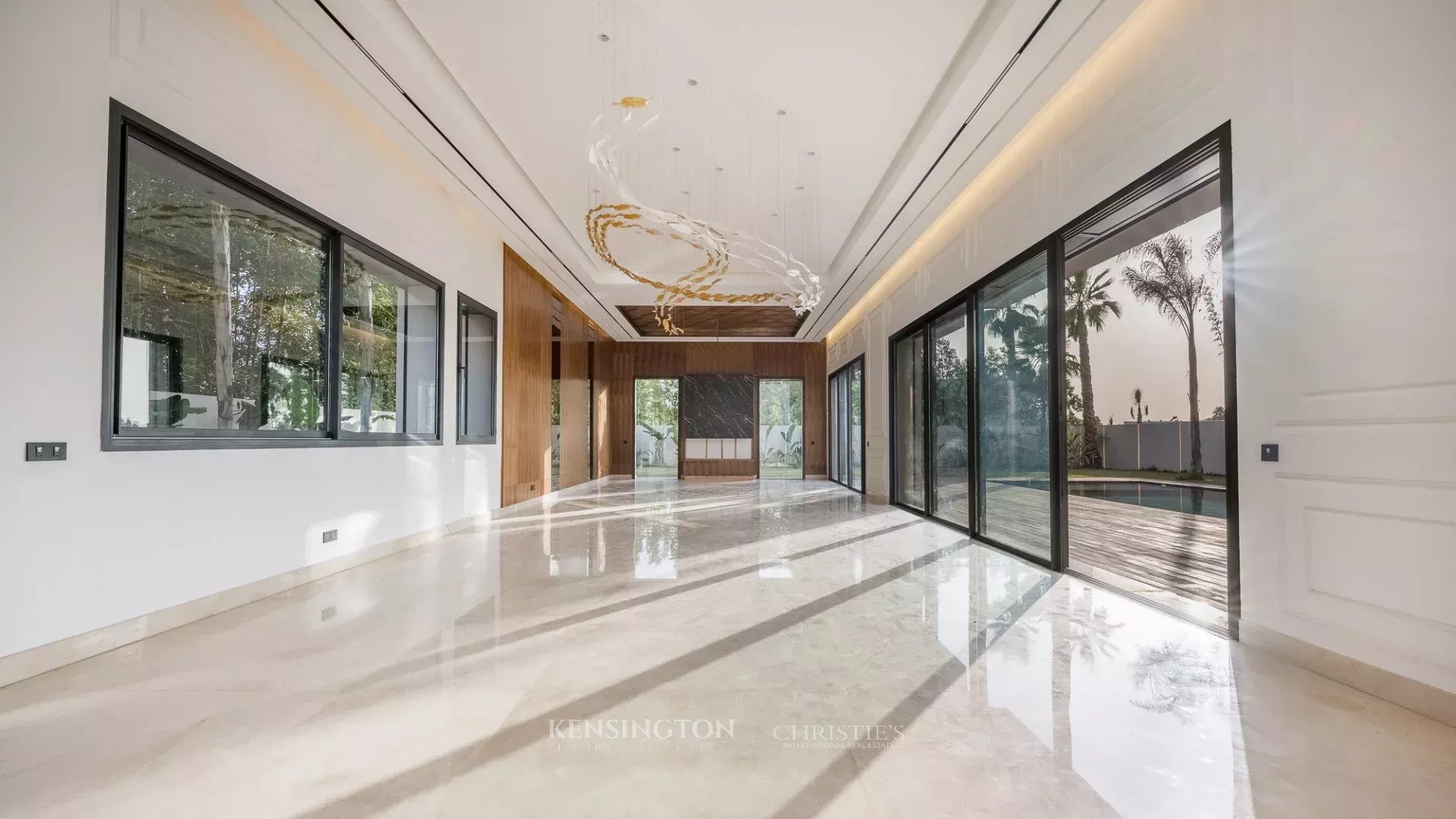 5 Bedroom Villa/Townhouse's Image 3