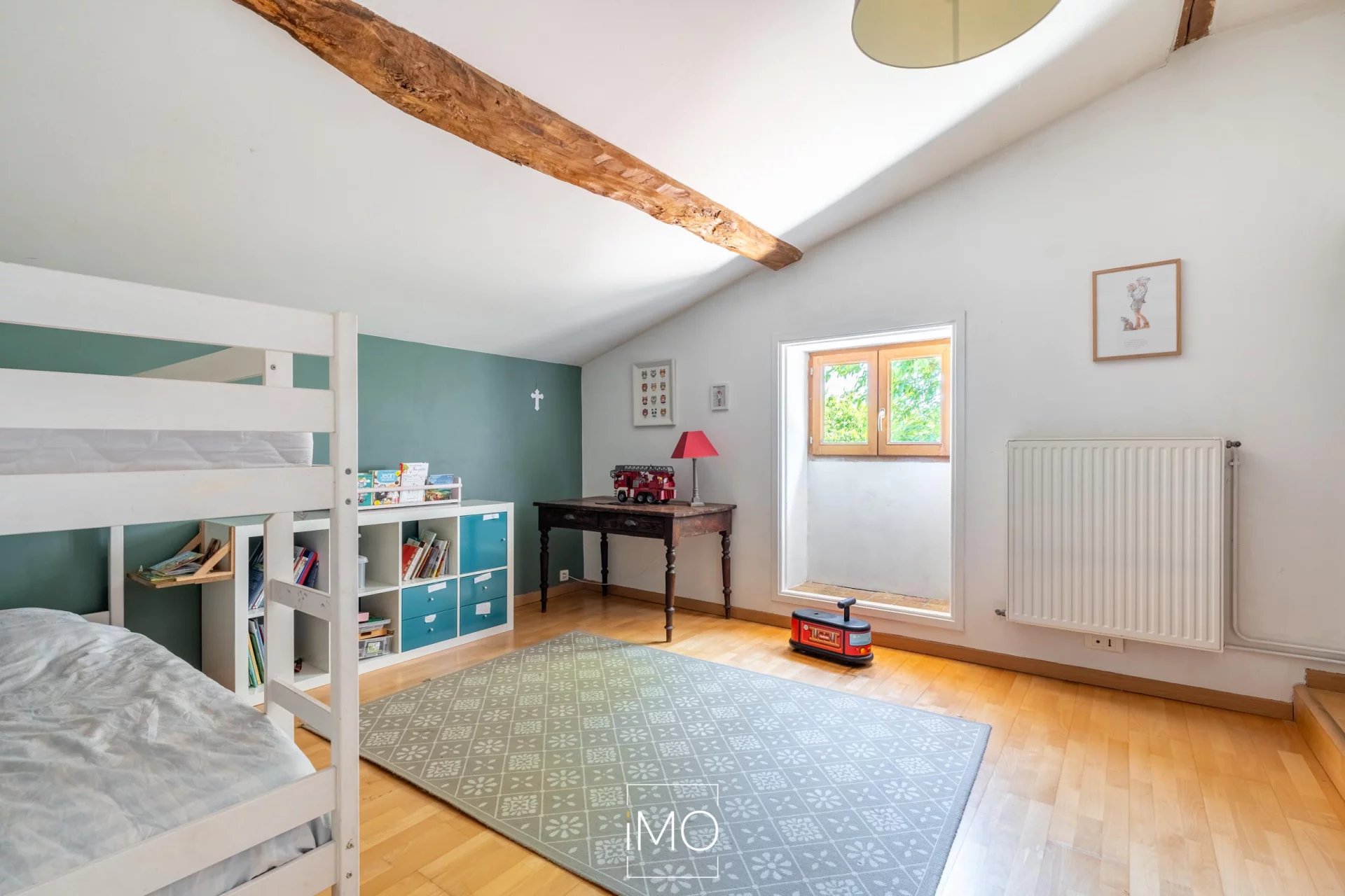 Belle maison familiale de 213 m² entièrement rénovée à Quincieux