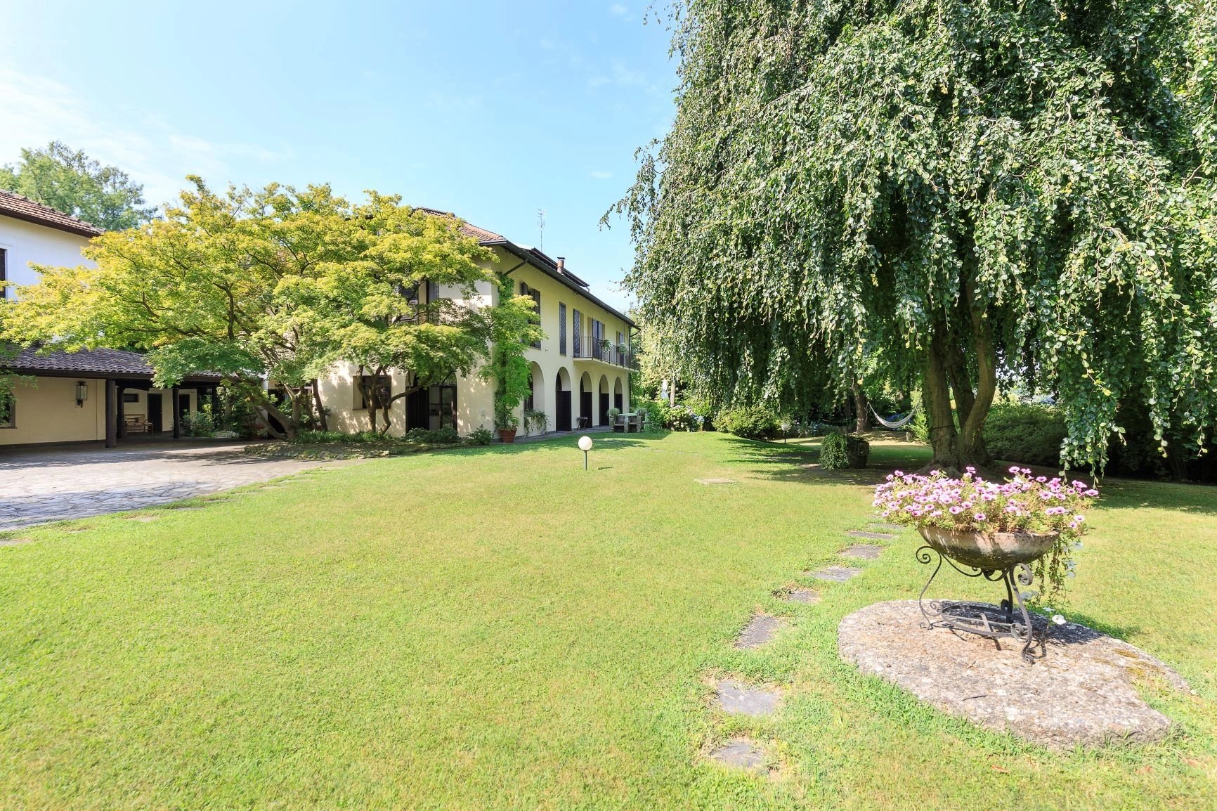 Villa in the Ticino National Park. Lake Maggiore - picture 20 title=