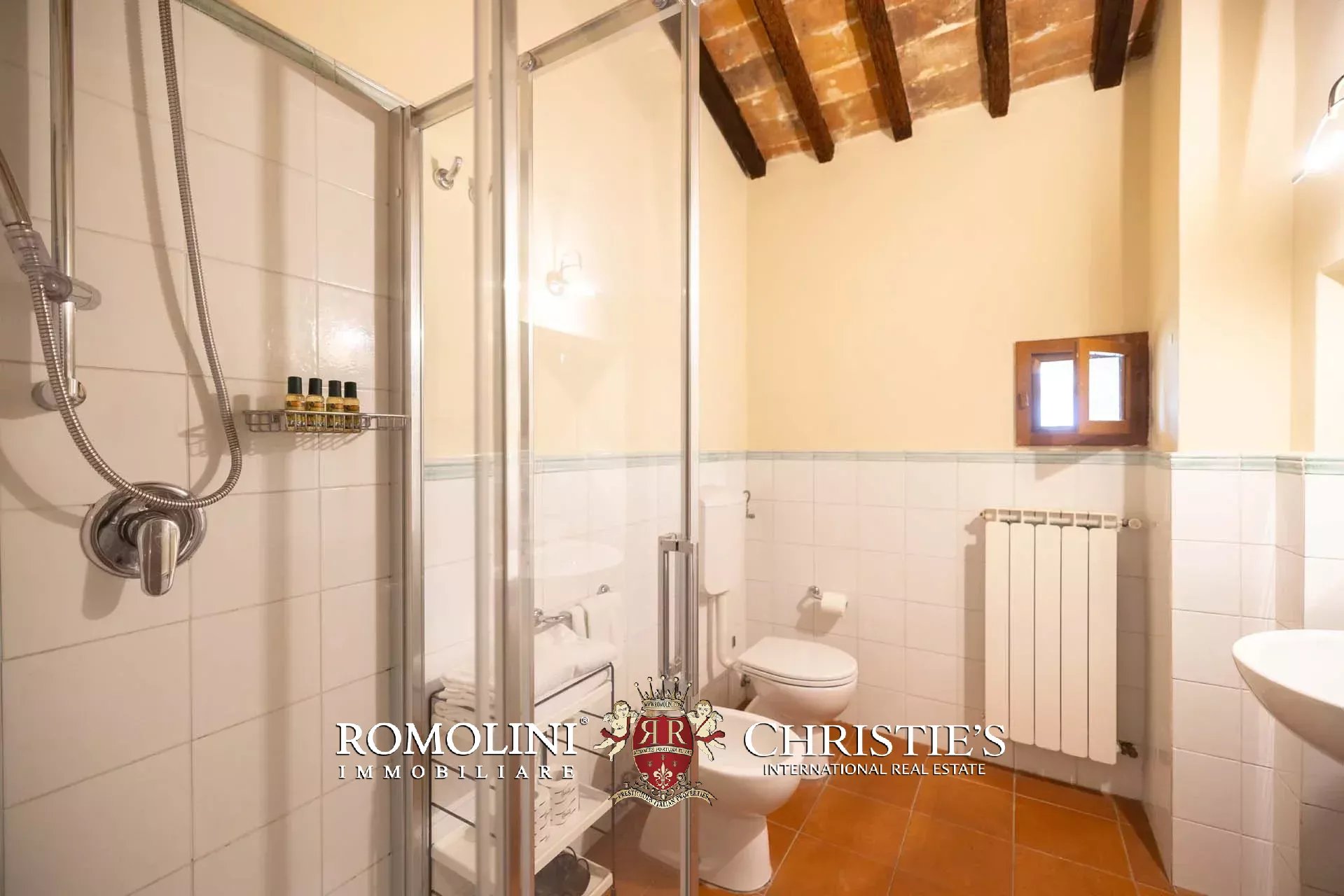37 Bedroom Villa/Townhouse's Image 106