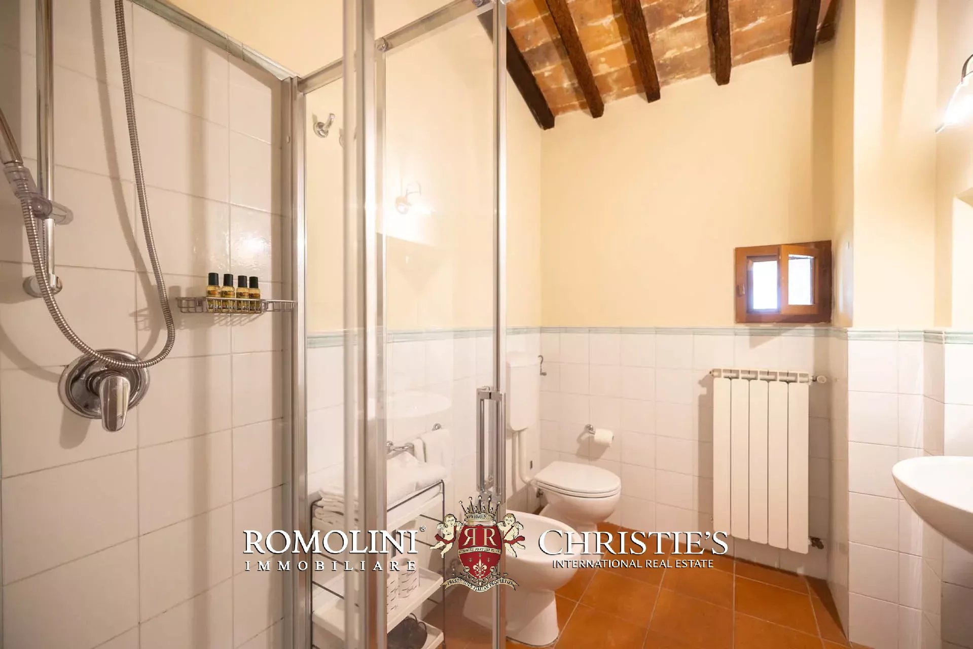 37 Bedroom Villa/Townhouse's Image 106