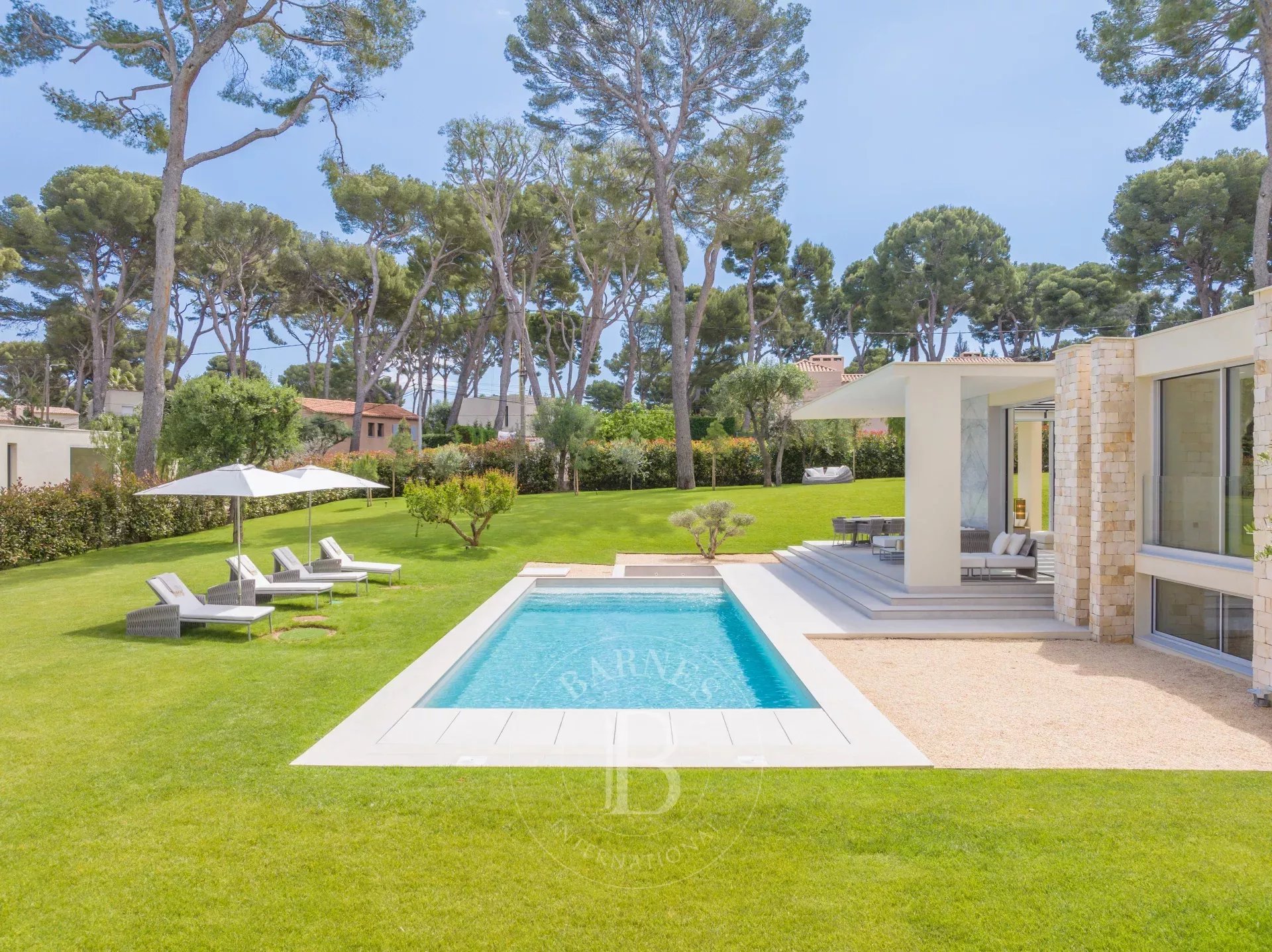Villa Antibes - picture 28