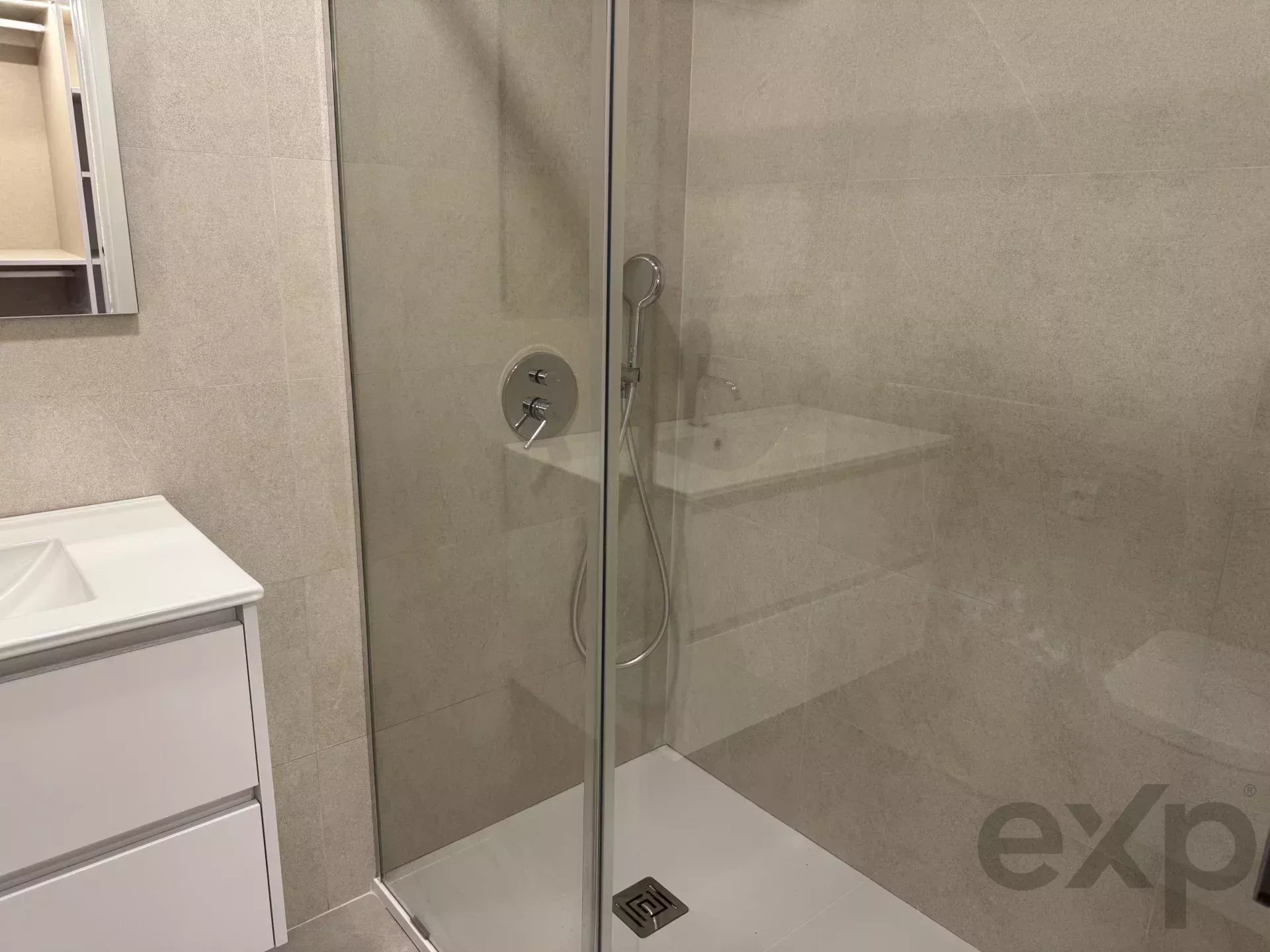 Modern 3-bedroom apartment with 142m² in Seixal 85506239 image 26