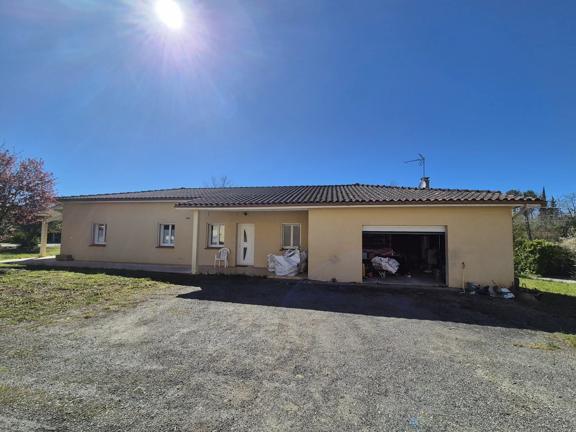 Agence immobilière de 