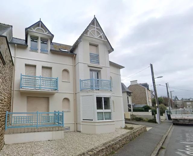 Agence immobilière de SARL IMMO EN COTE D'EMERAUDE