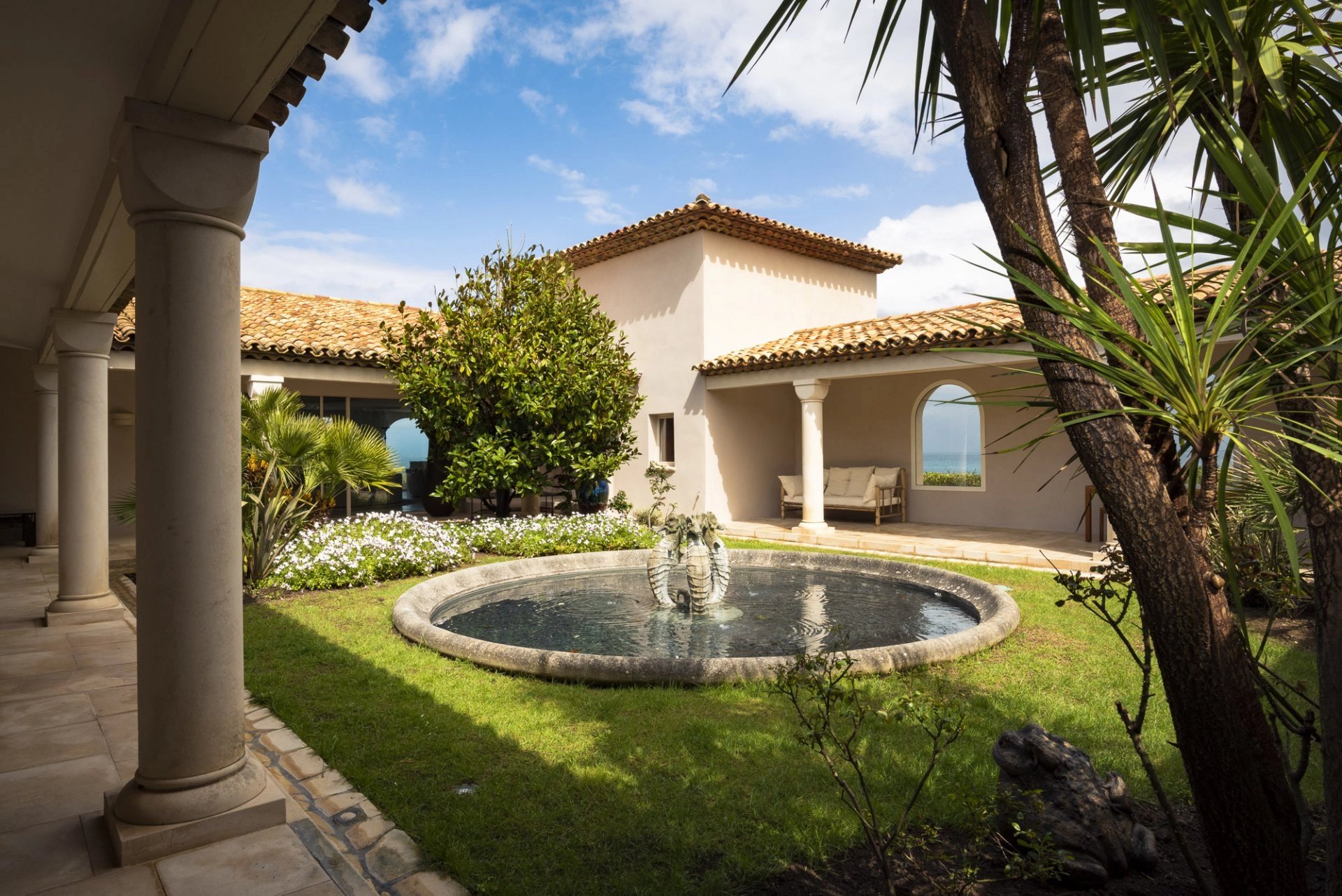 Exclusive seaside retreat in Parcs de Saint-Tropez