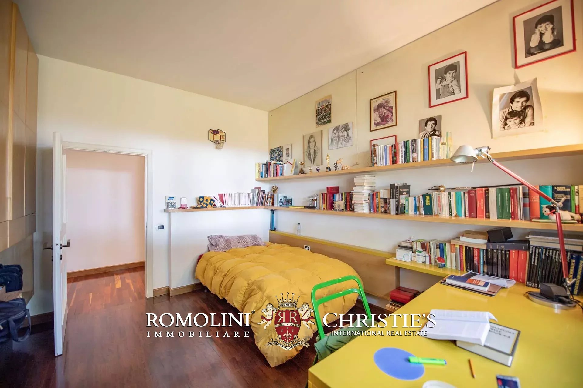 5 Bedroom Villa/Townhouse's Image 57