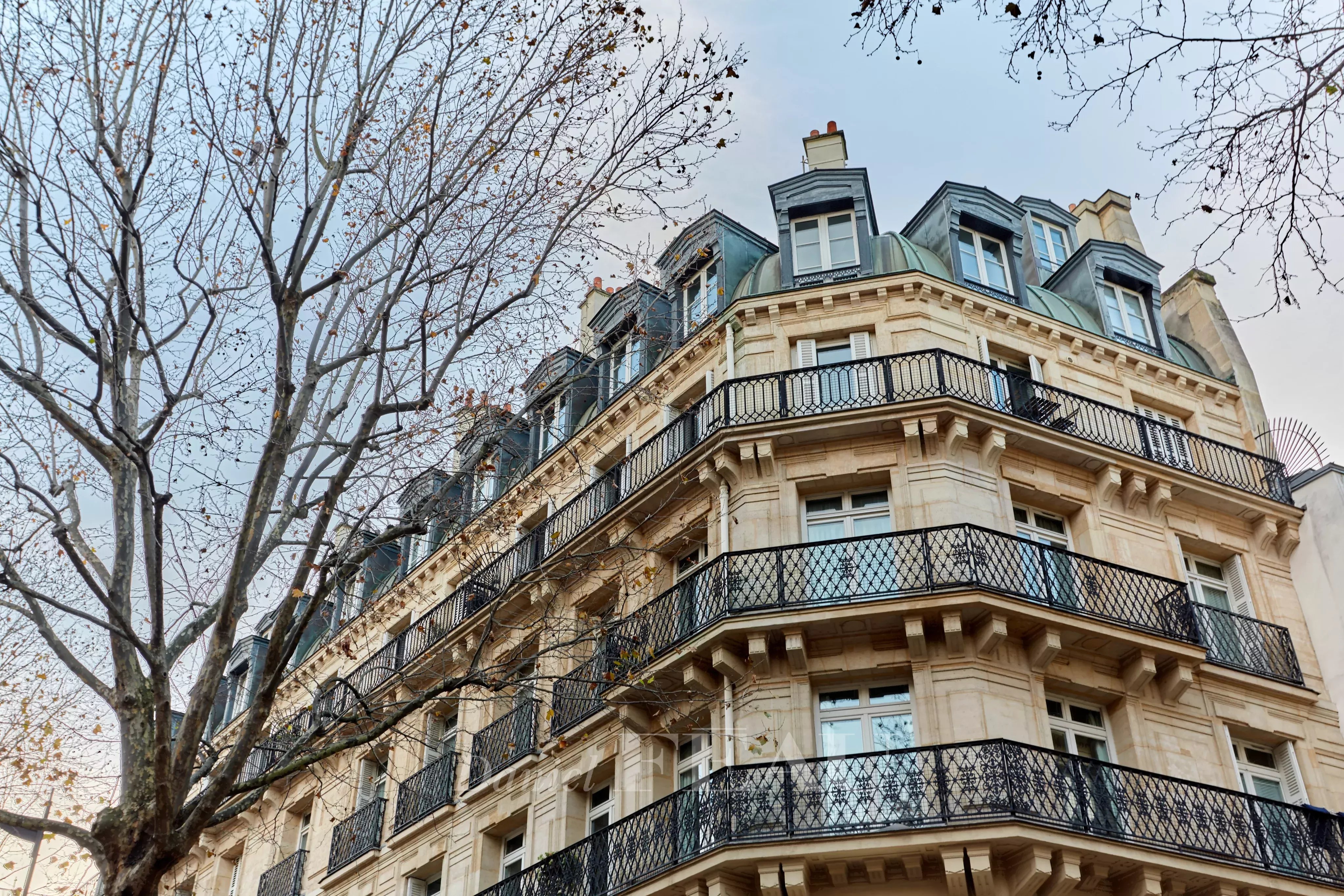 Sale Apartment Paris 6th