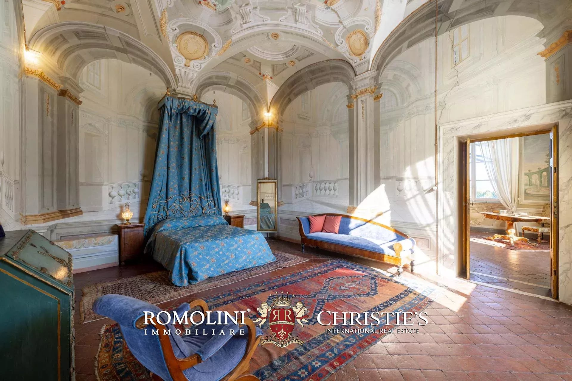 14 Bedroom Villa/Townhouse's Image 39