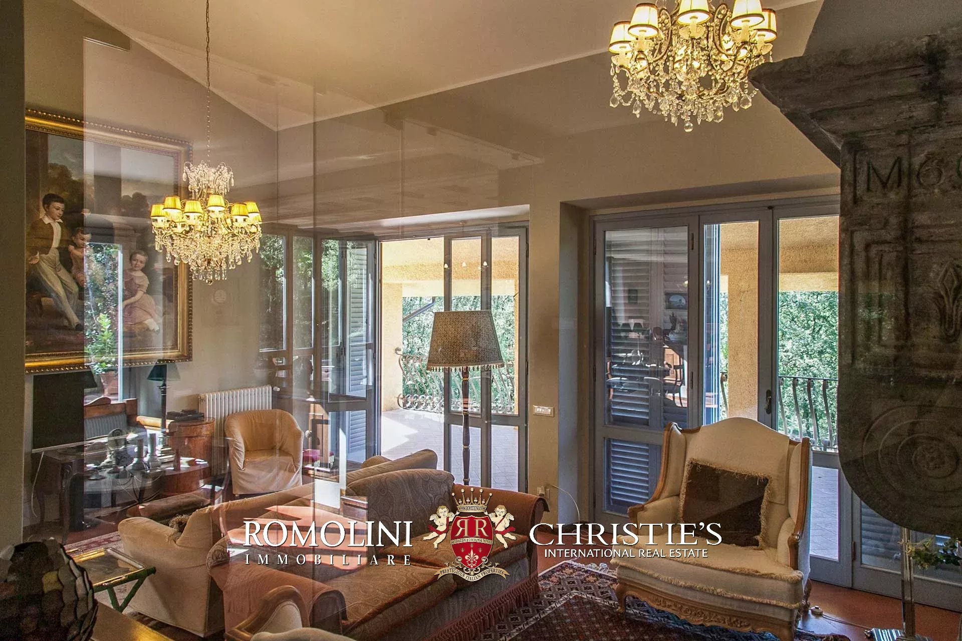 5 Bedroom Villa/Townhouse's Image 40