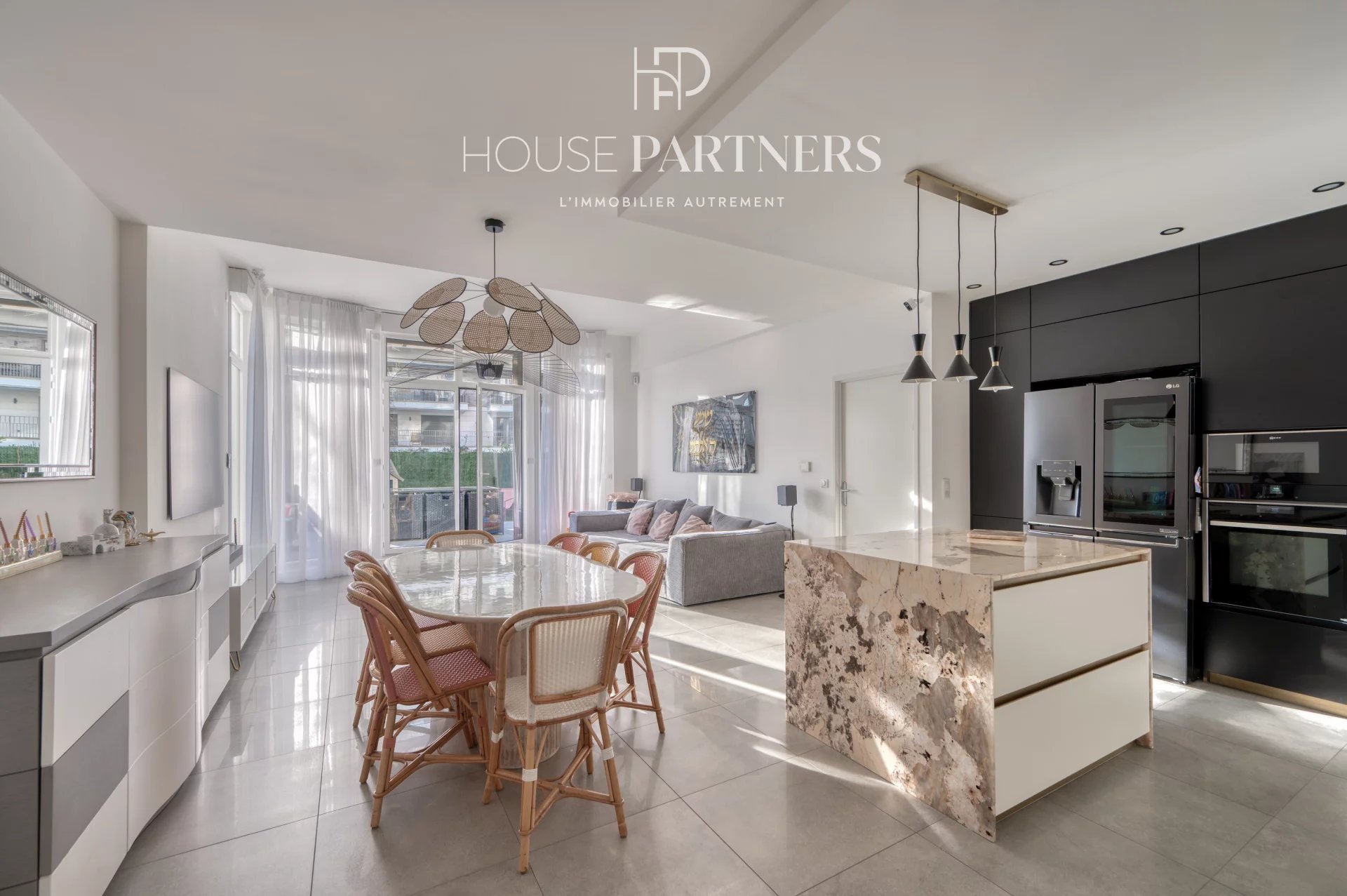 Agence immobilière de 