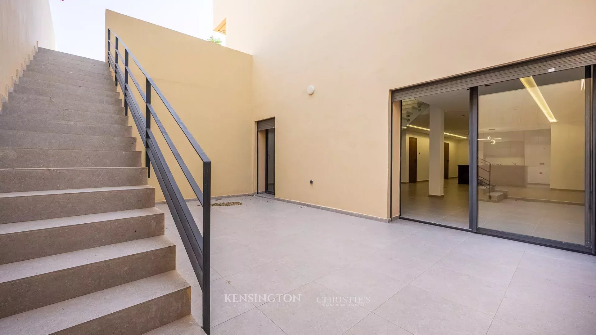 5 Bedroom Villa/Townhouse's Image 19