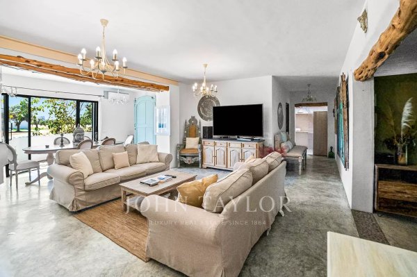 Charming Renovated Finca near Cala Jondal, Ibiza — photo 6