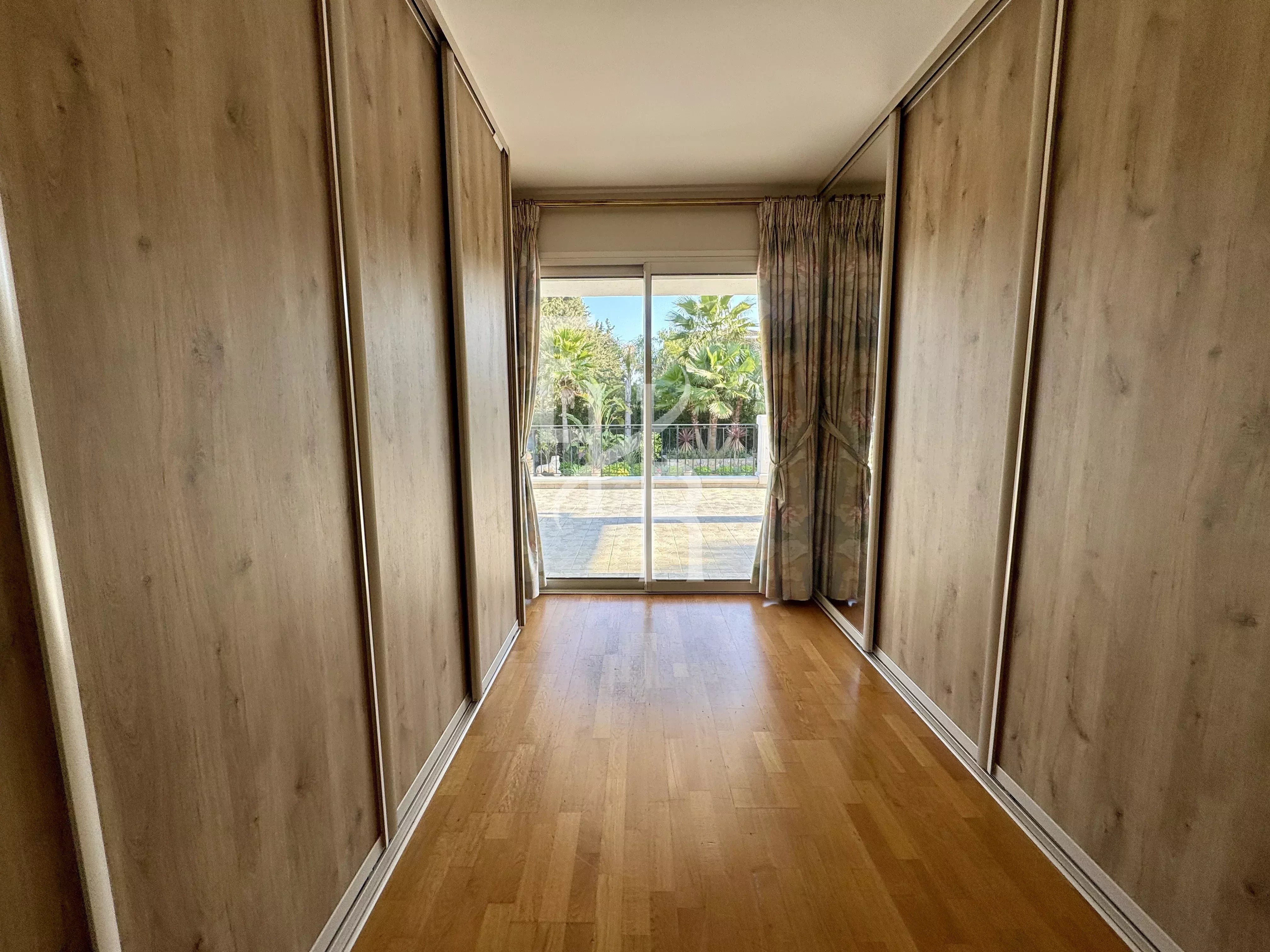 Demeure d’exception au cœur d’un domaine privé à Mougins