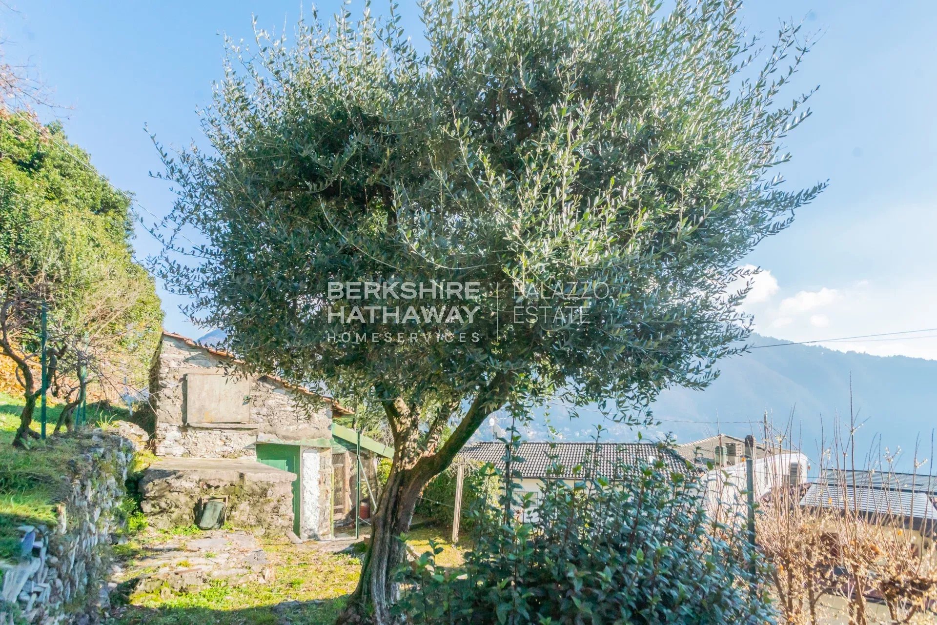 Casa a Cernobbio con vista lago e giardino