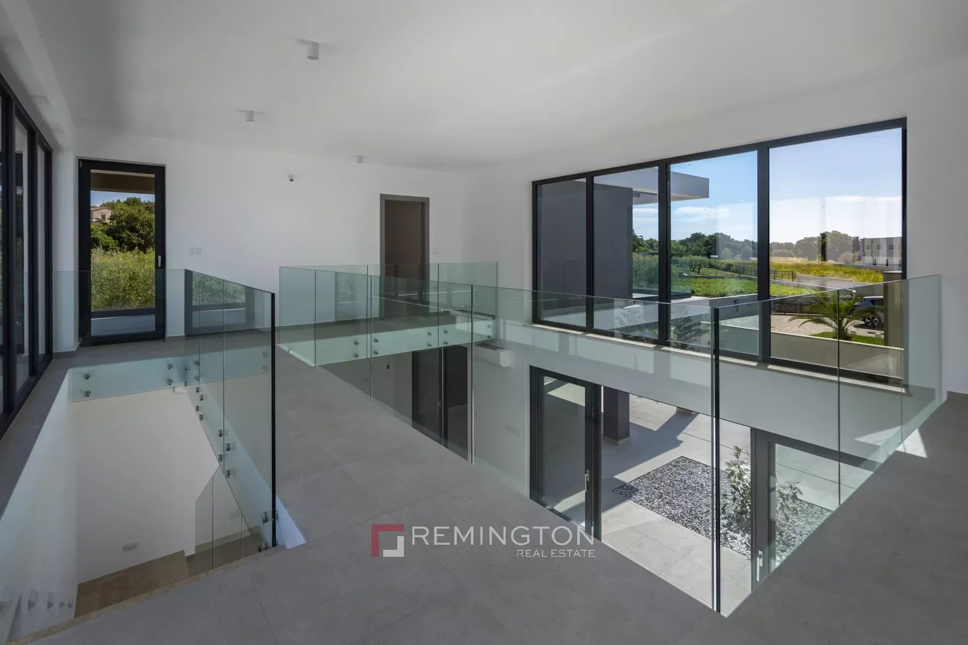 Villa/Townhouse's Image 8