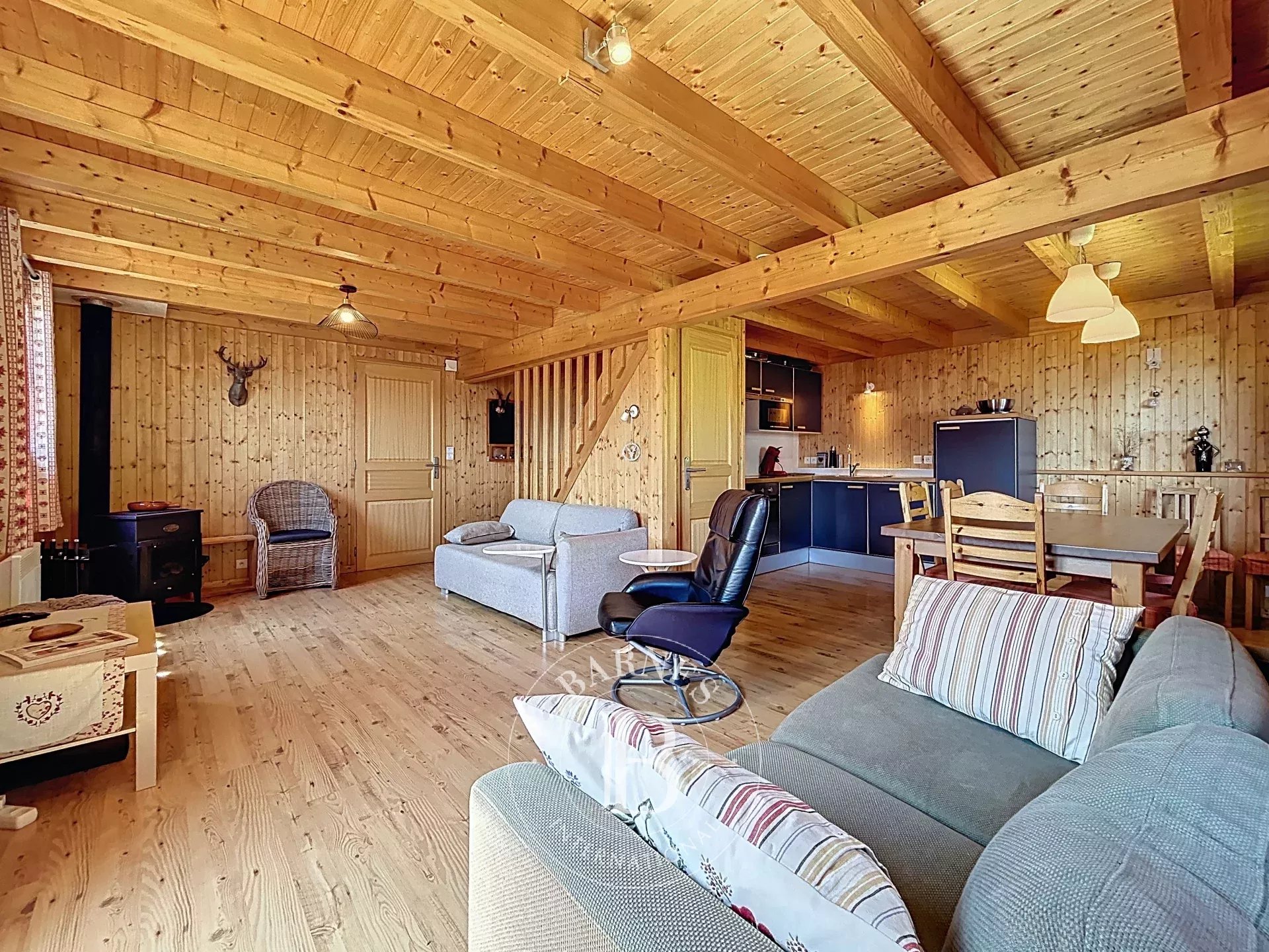 Chalet Le Biot – Col du Corbier – 103 sqm – 3 bedrooms + independent studio with panoramic view Accommodation in Les Gets