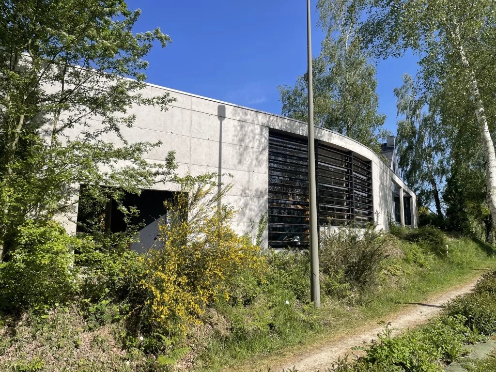 Maison d’Architecte –BORDS DE RANCE –