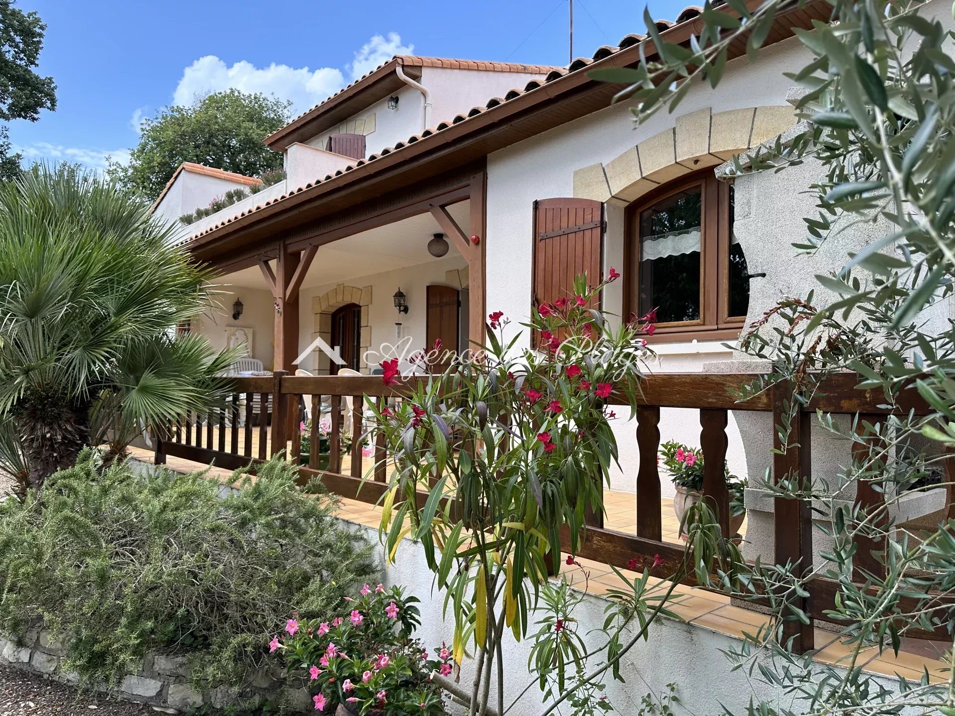 Agence immobilière de 