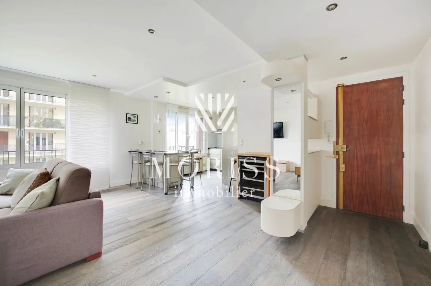 APPARTEMENT PARIS 16ÈME / 2 PIÈCES / LAMBALLE / - Image Array