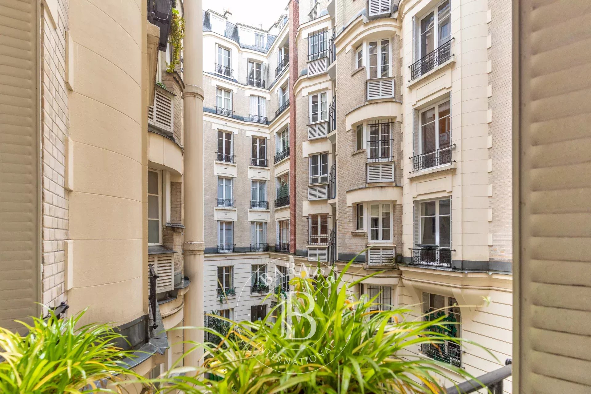 Daire Paris 16ème - picture 10