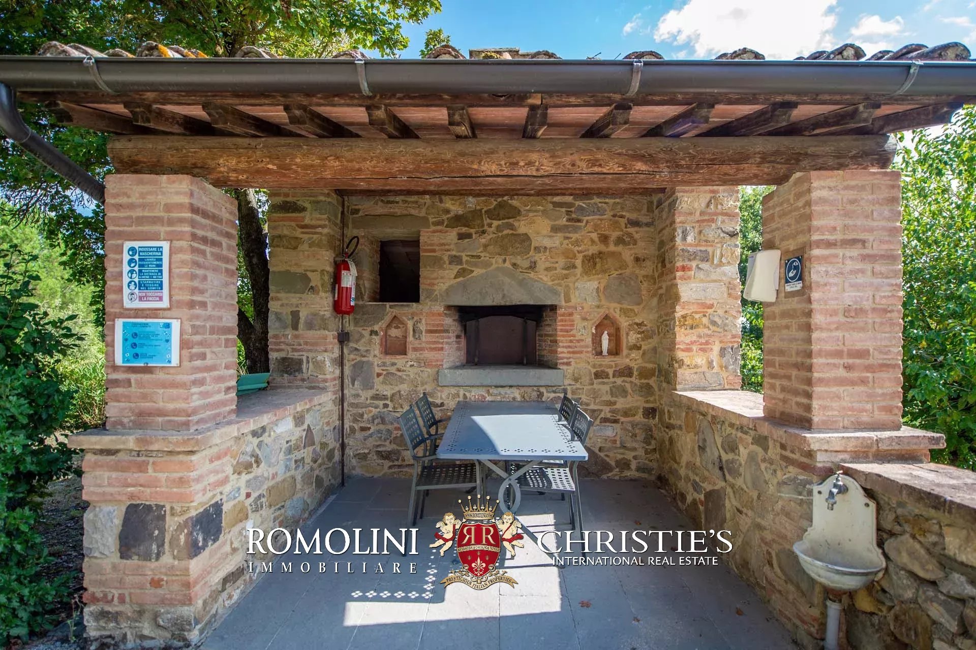 25 Bedroom Villa/Townhouse's Image 26