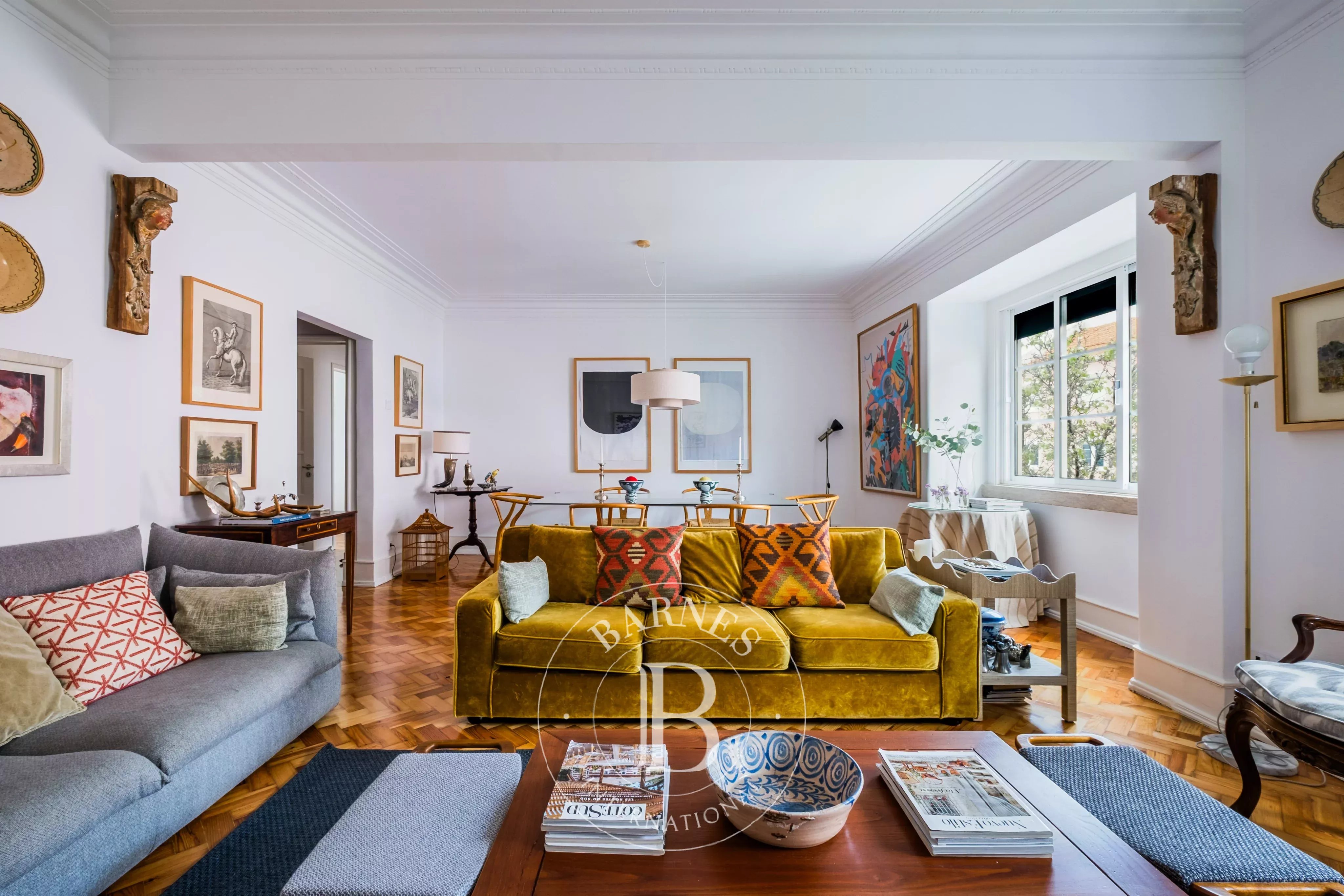 Family apartment in Belém / Algés