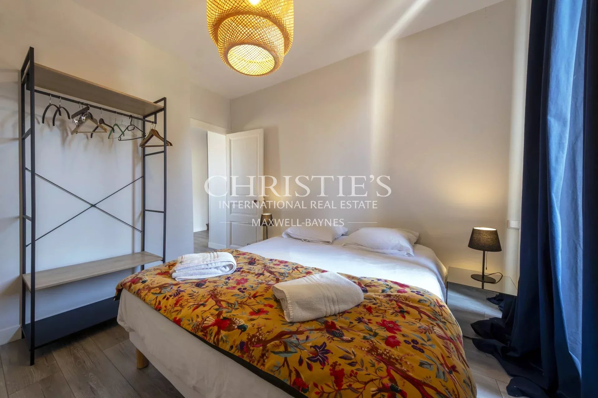 13 Bedroom Villa/Townhouse's Image 48