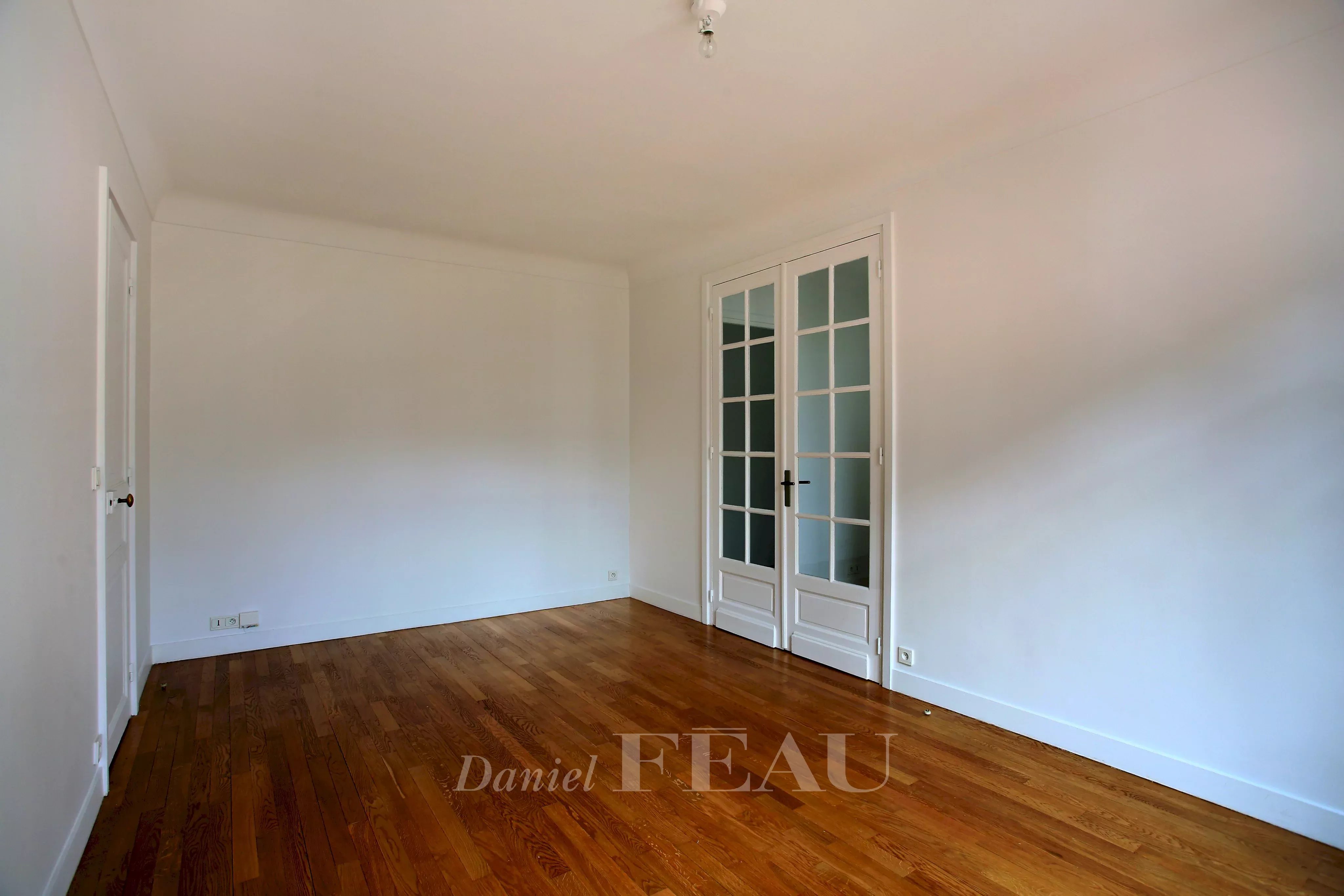 Rental Apartment Paris 16th