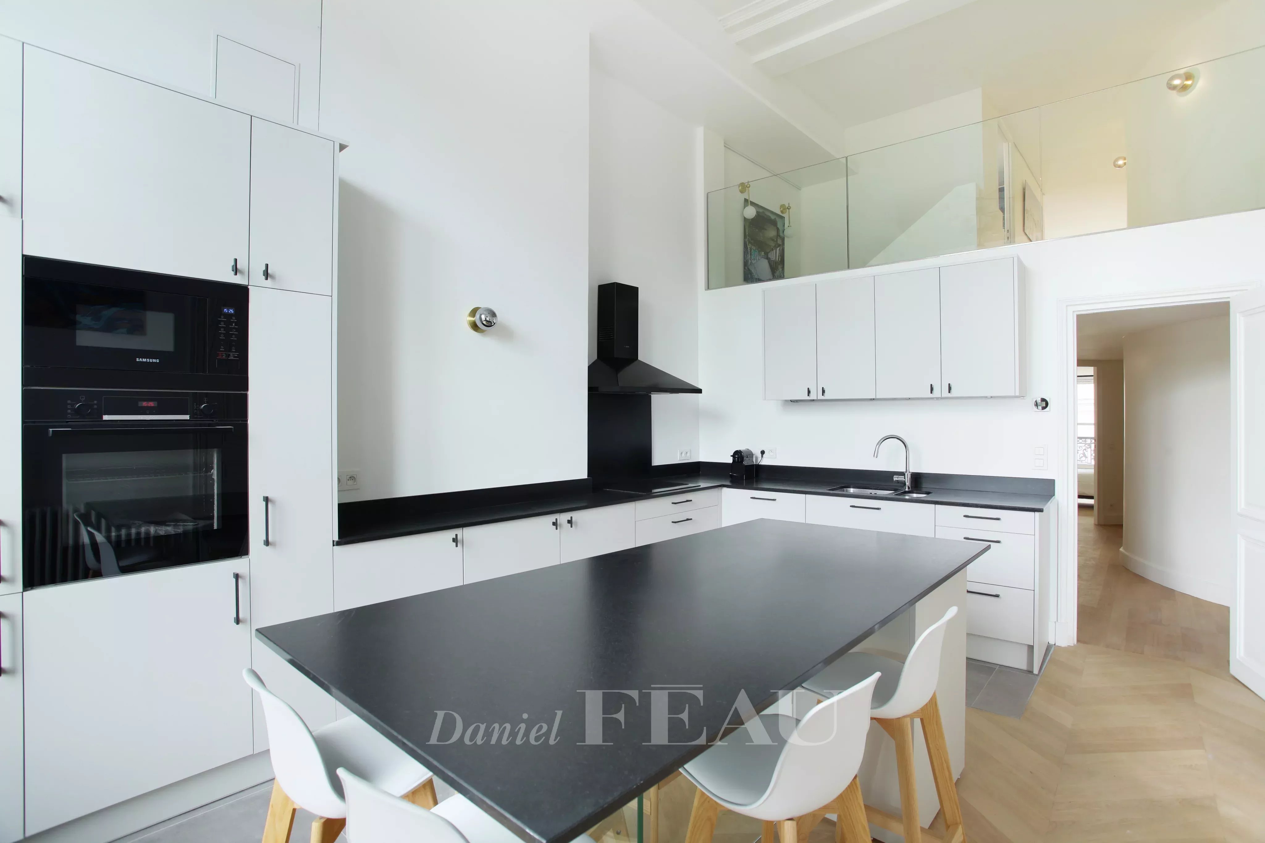 Rental Apartment Paris 4th