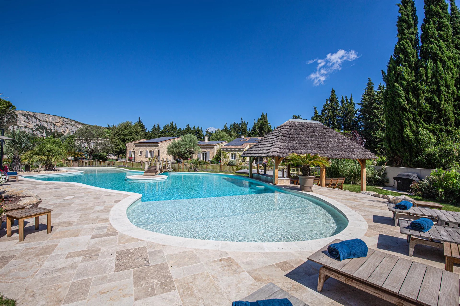Sale Property Orgon
