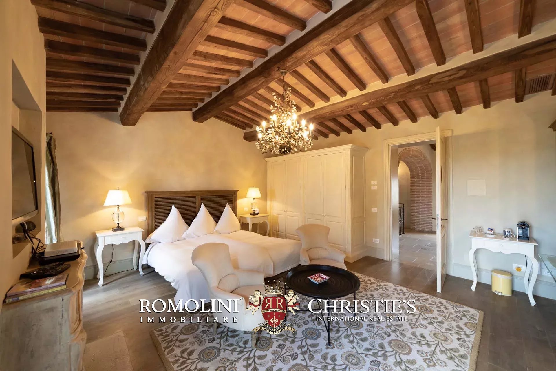 17 Bedroom Villa/Townhouse's Image 125