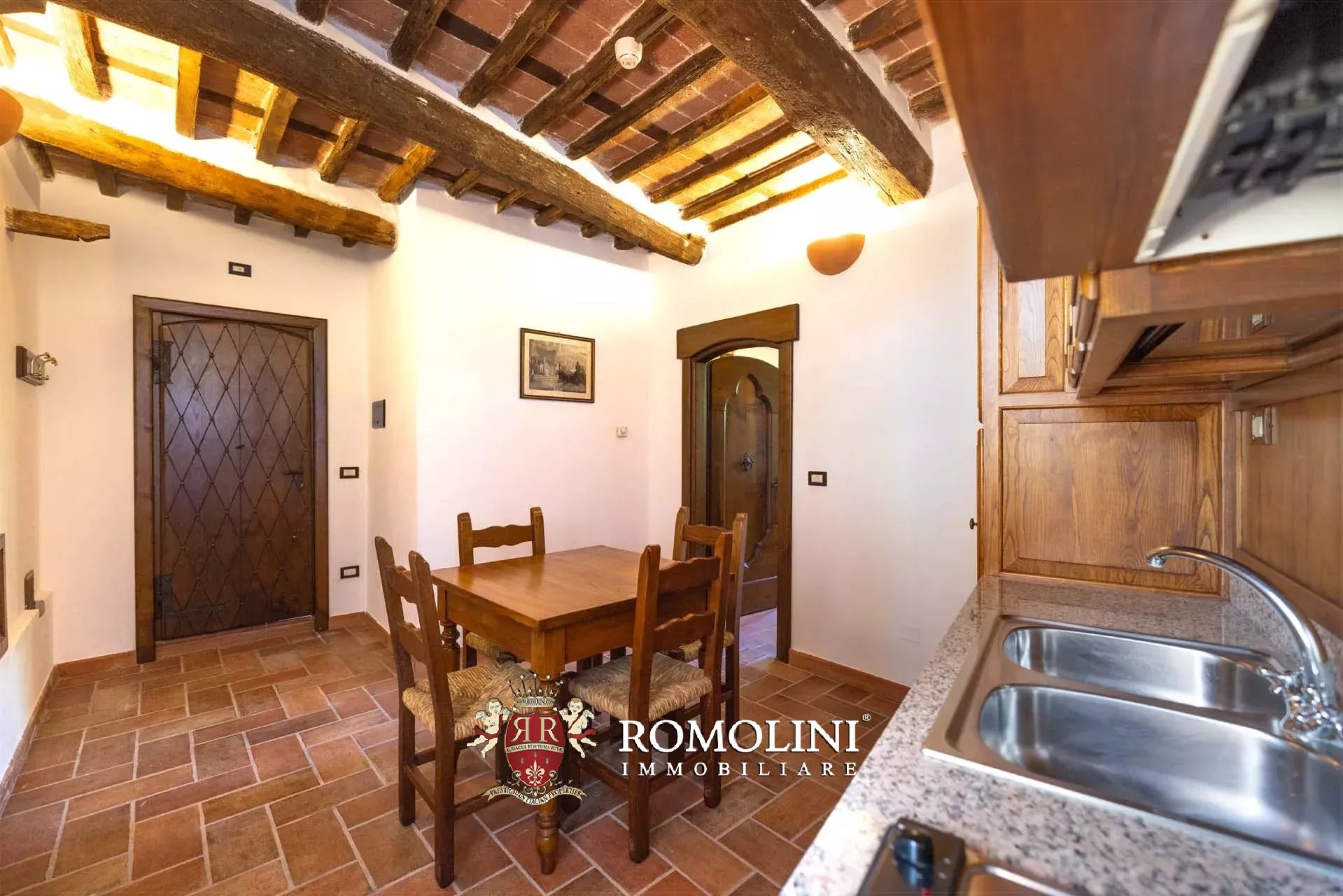 11 Bedroom Villa/Townhouse's Image 36