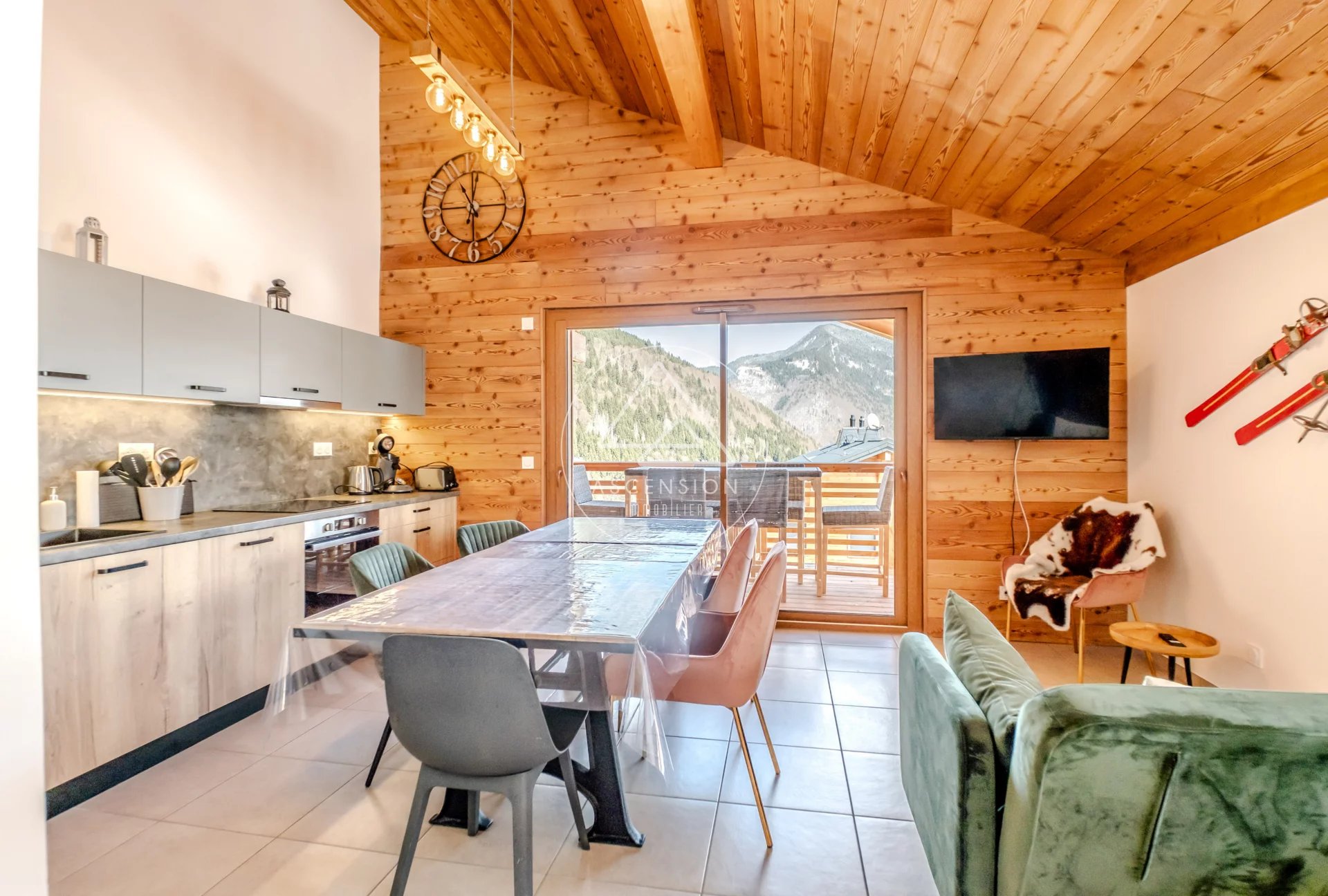 Agence immobilière de 