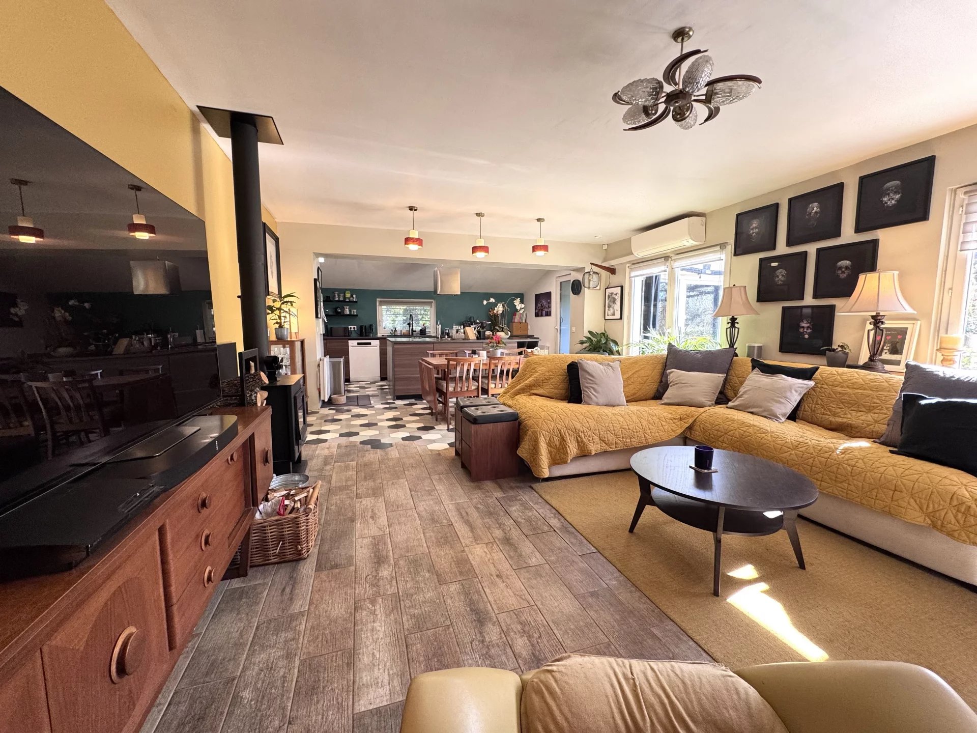 ENTRECASTEAUX RENOVATED VILLA