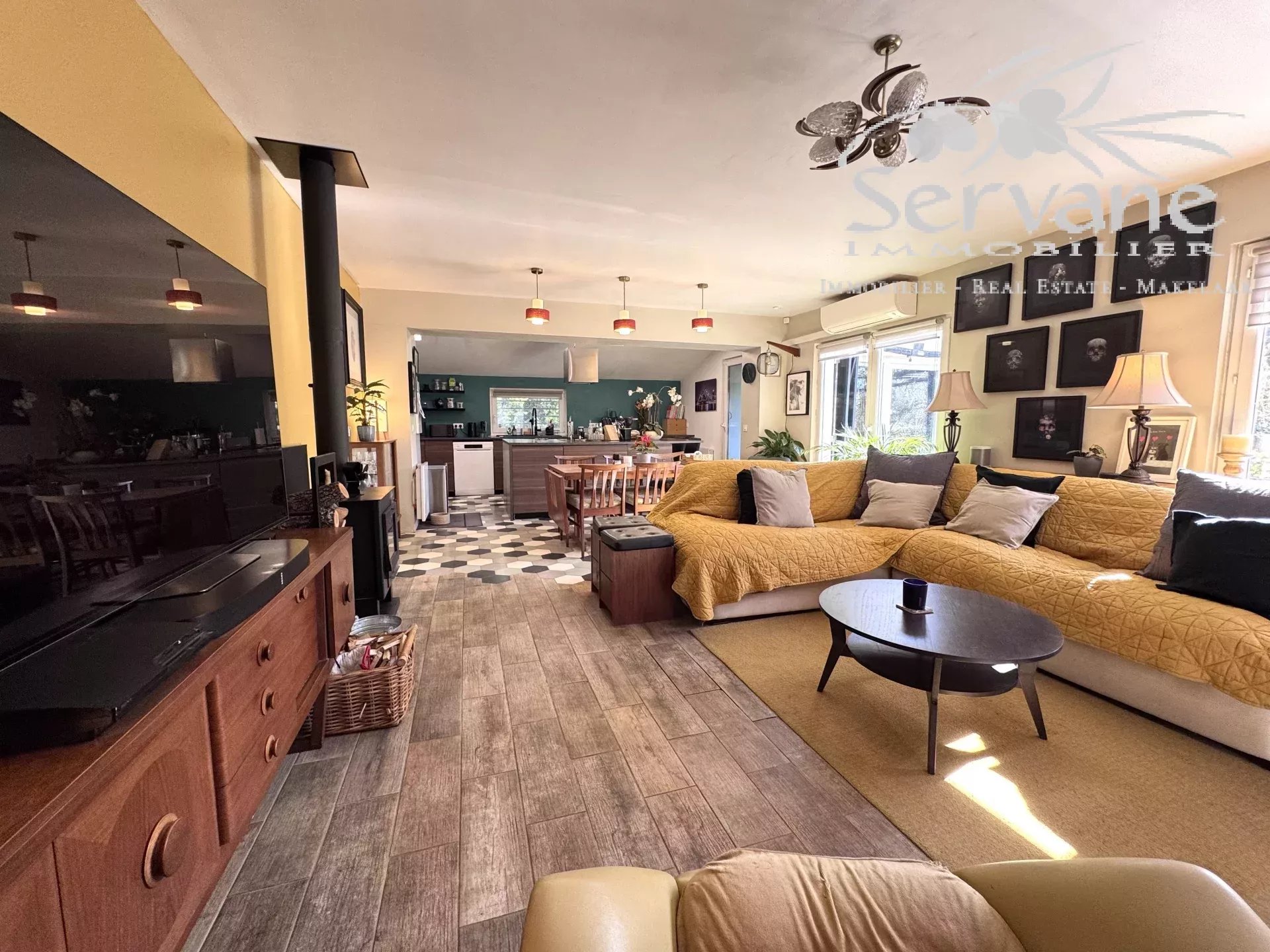 ENTRECASTEAUX RENOVATED VILLA