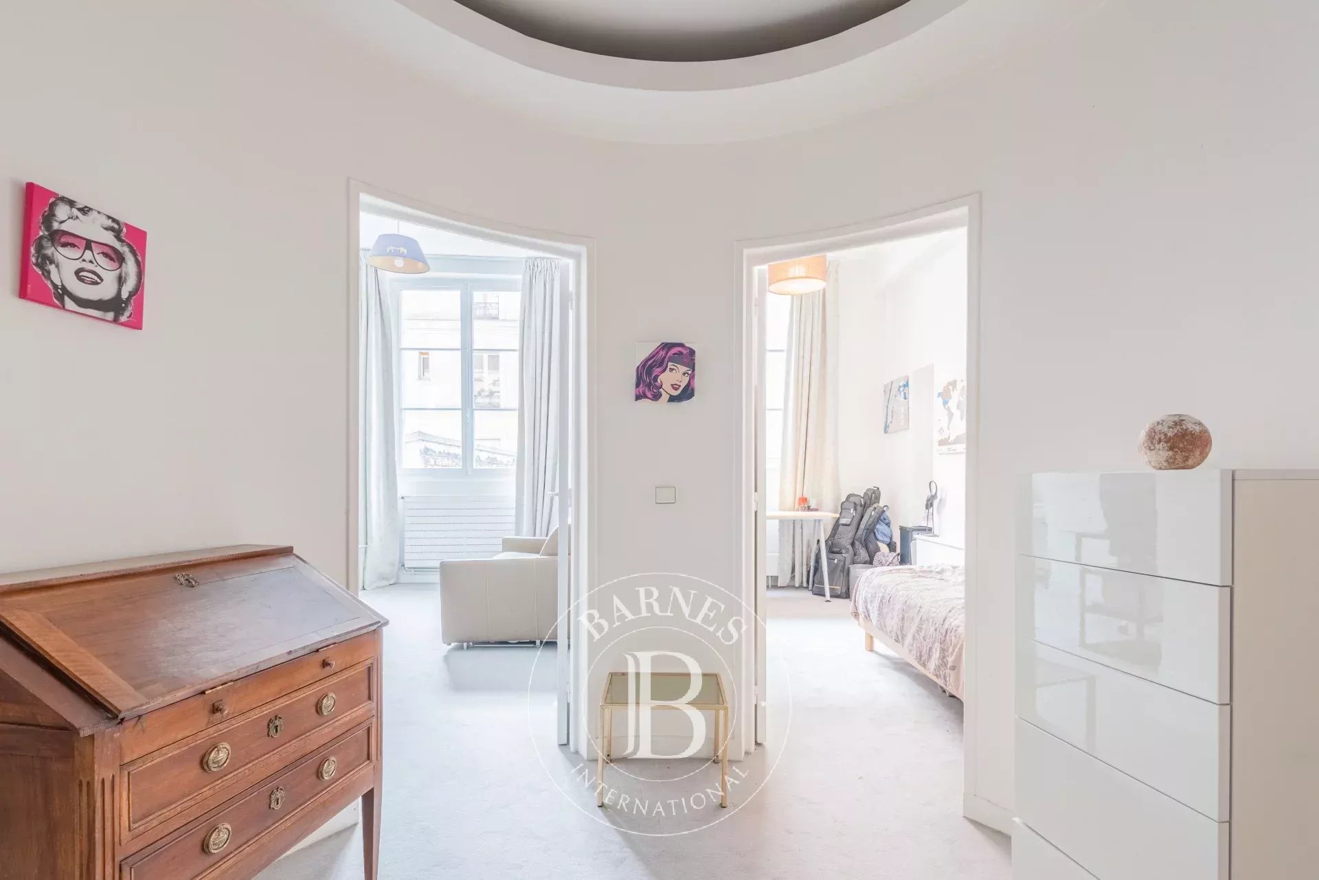 Daire Paris 3ème - picture 8