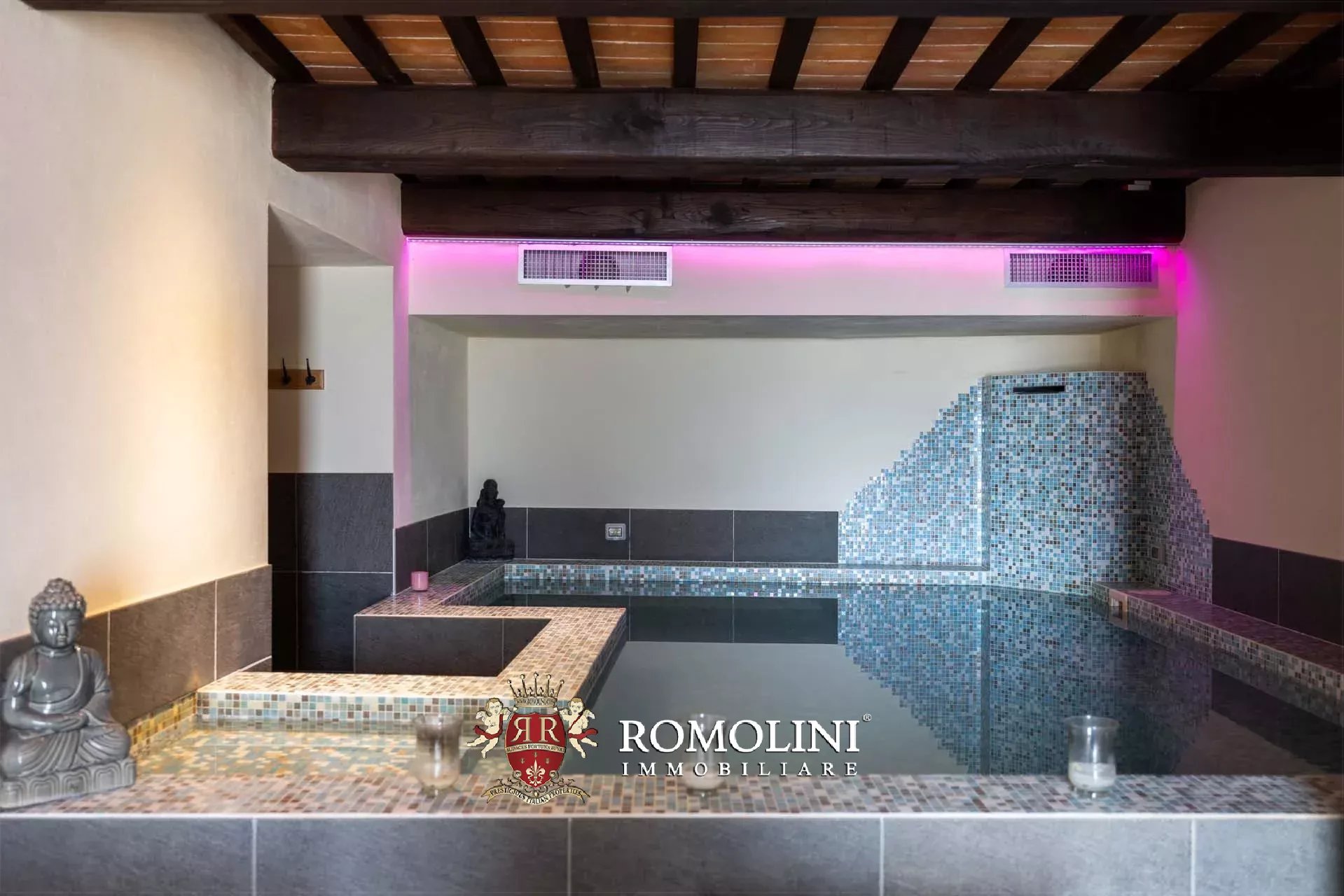 14 Bedroom Villa/Townhouse's Image 34