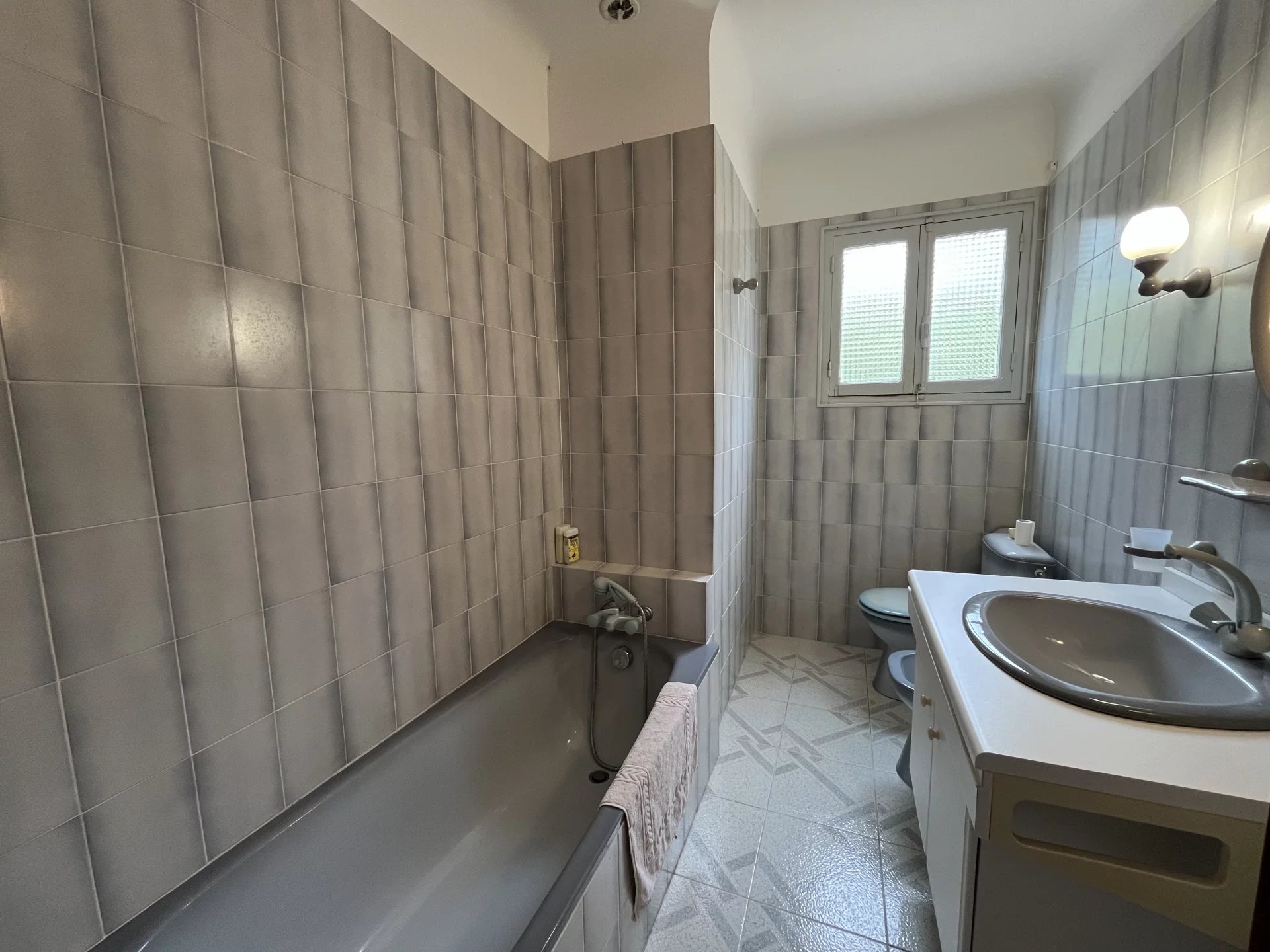 Great 6 bedroom villa with panoramic view - MONS Great 6 bedroom villa with panoramic view - MONS