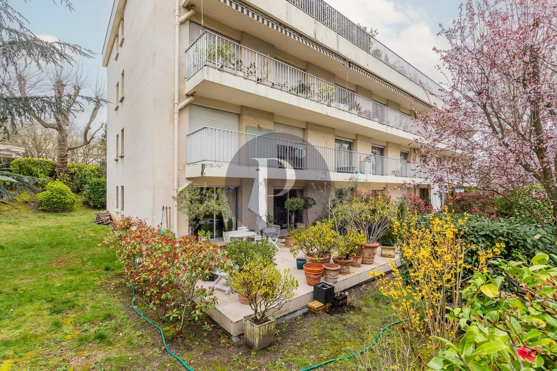 vente-appartement-5-pieces-le-plessis-robinson-84314872