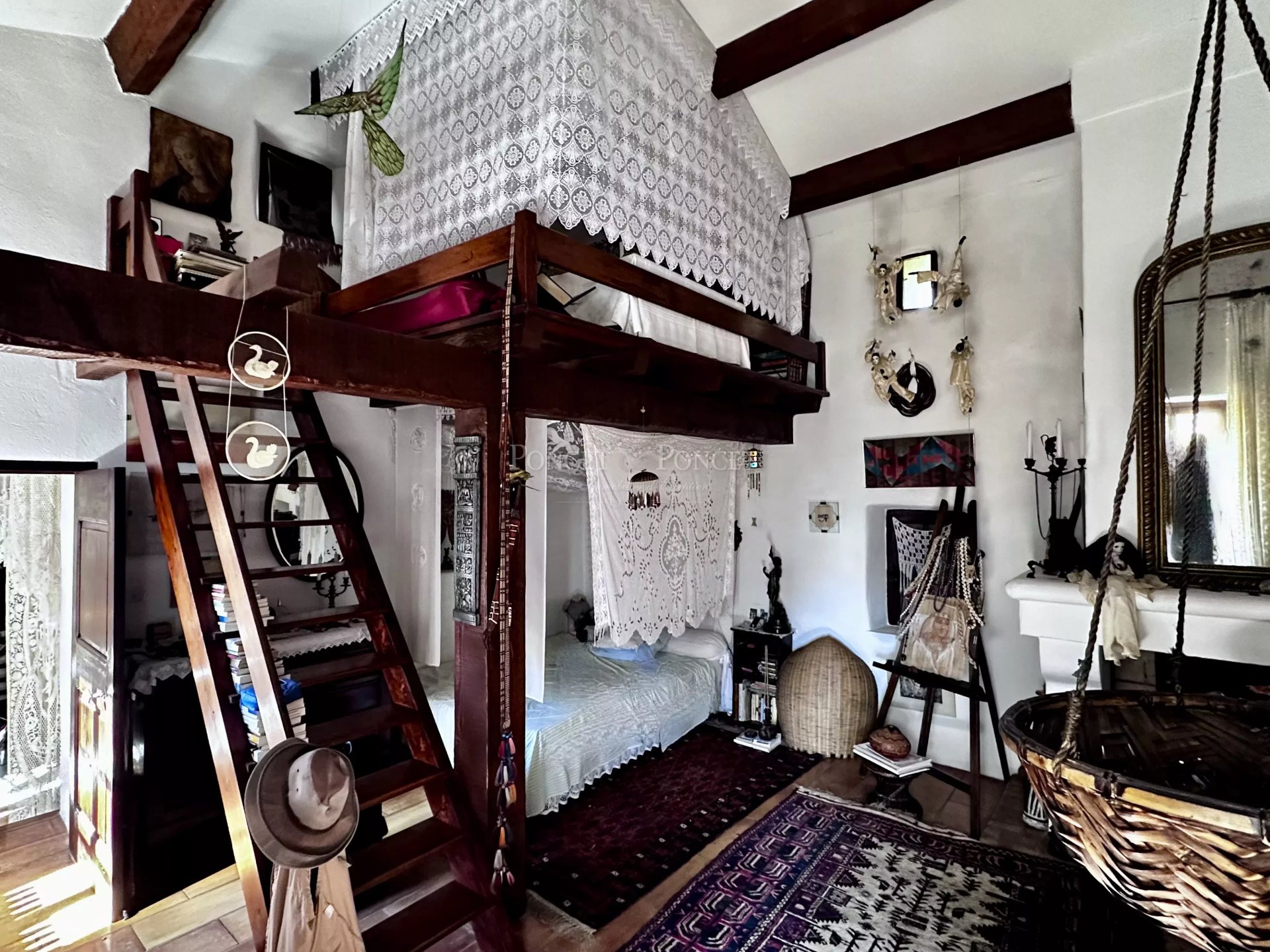 4 Bedroom Villa/Townhouse's Image 12