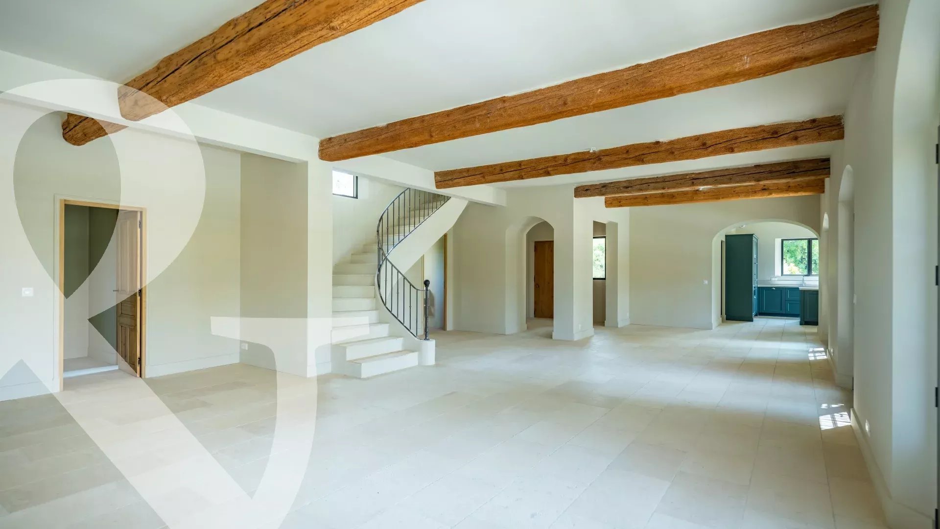 CONSTRUCTION NEUVE A PIED DU VILLAGE