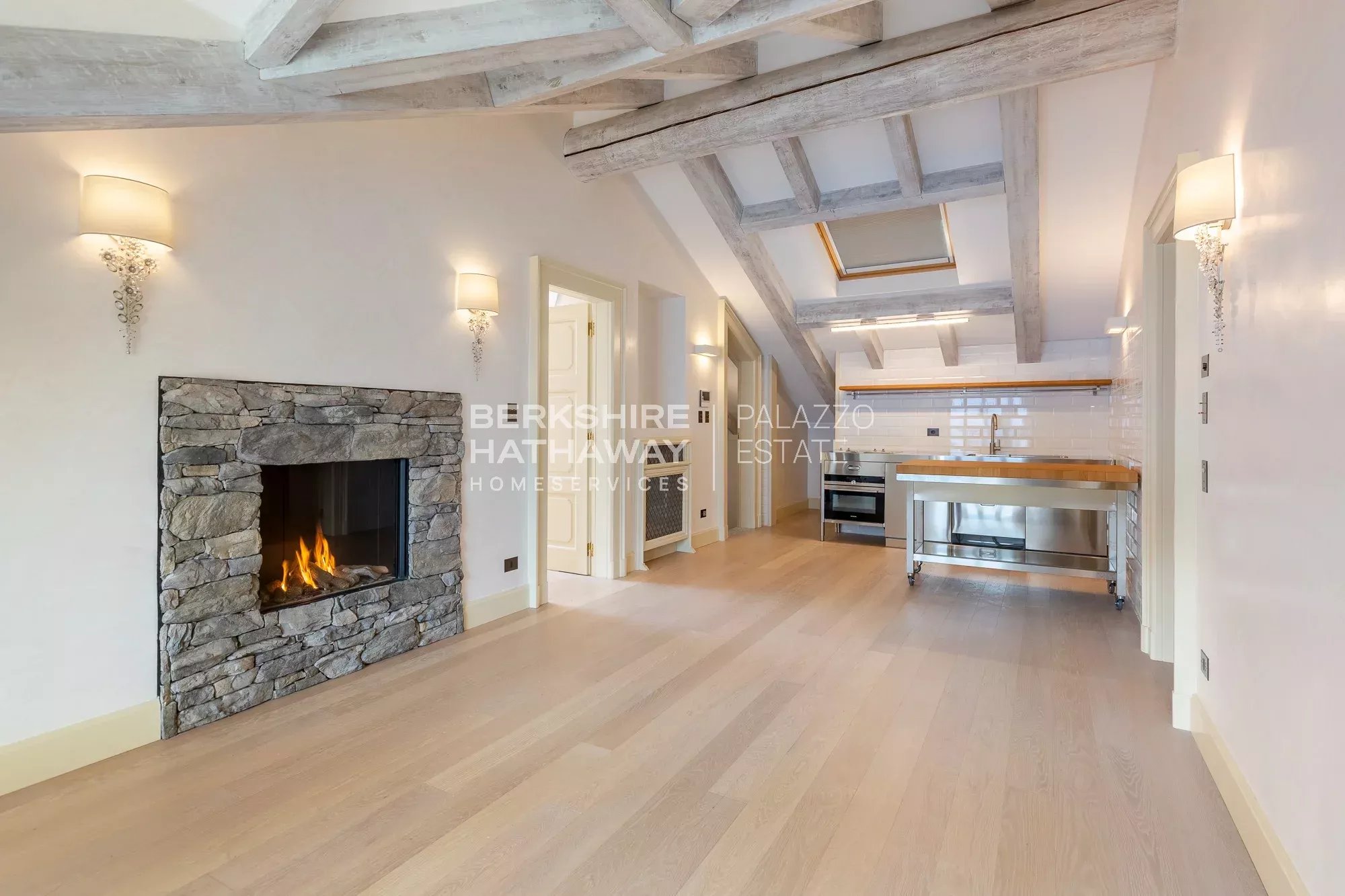 Elegante Dimora Liberty di Rappresentanza con Vista su Villa d’Este a Cernobbio, Lago di Como