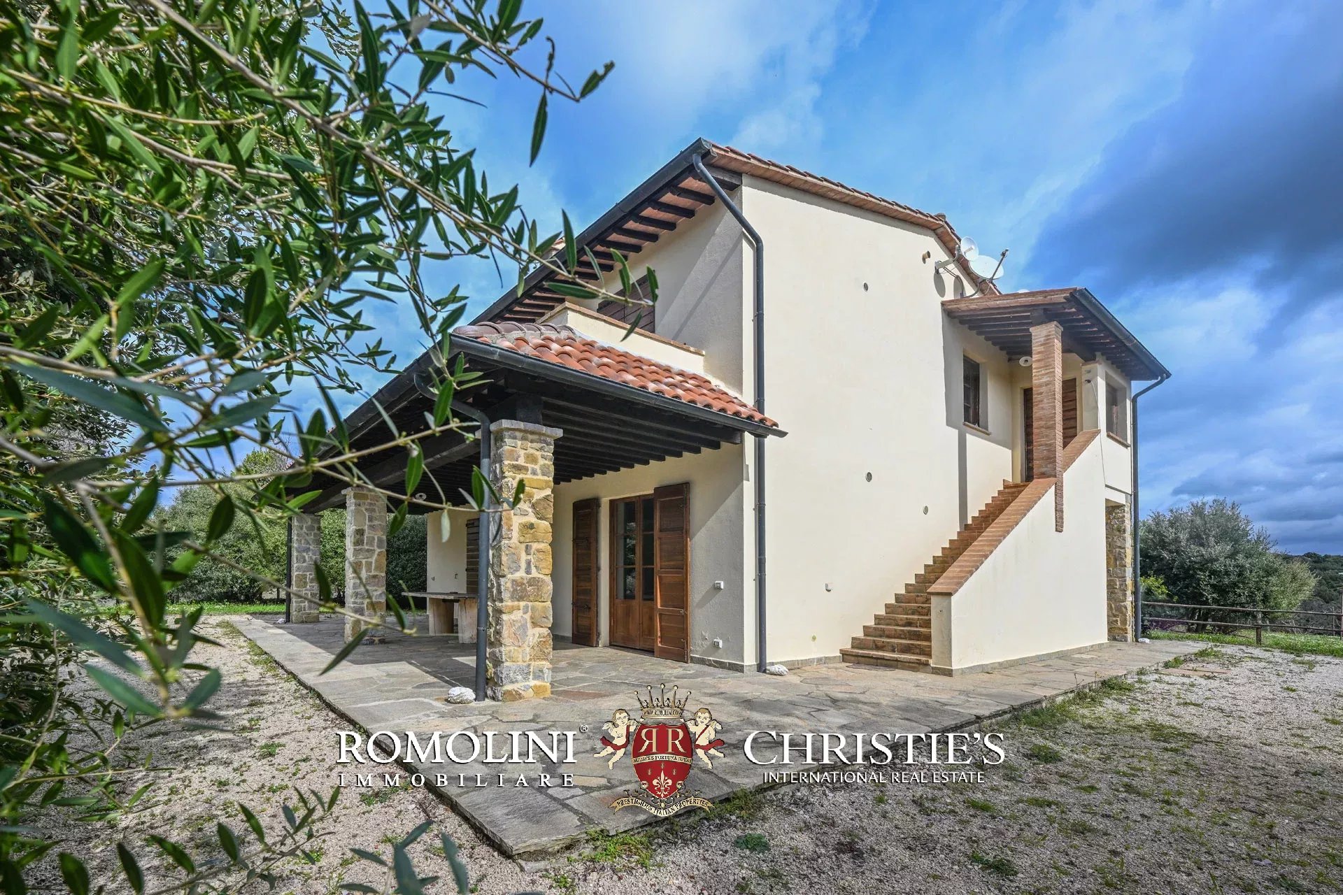 4 Bedroom Vineyard's Image 16