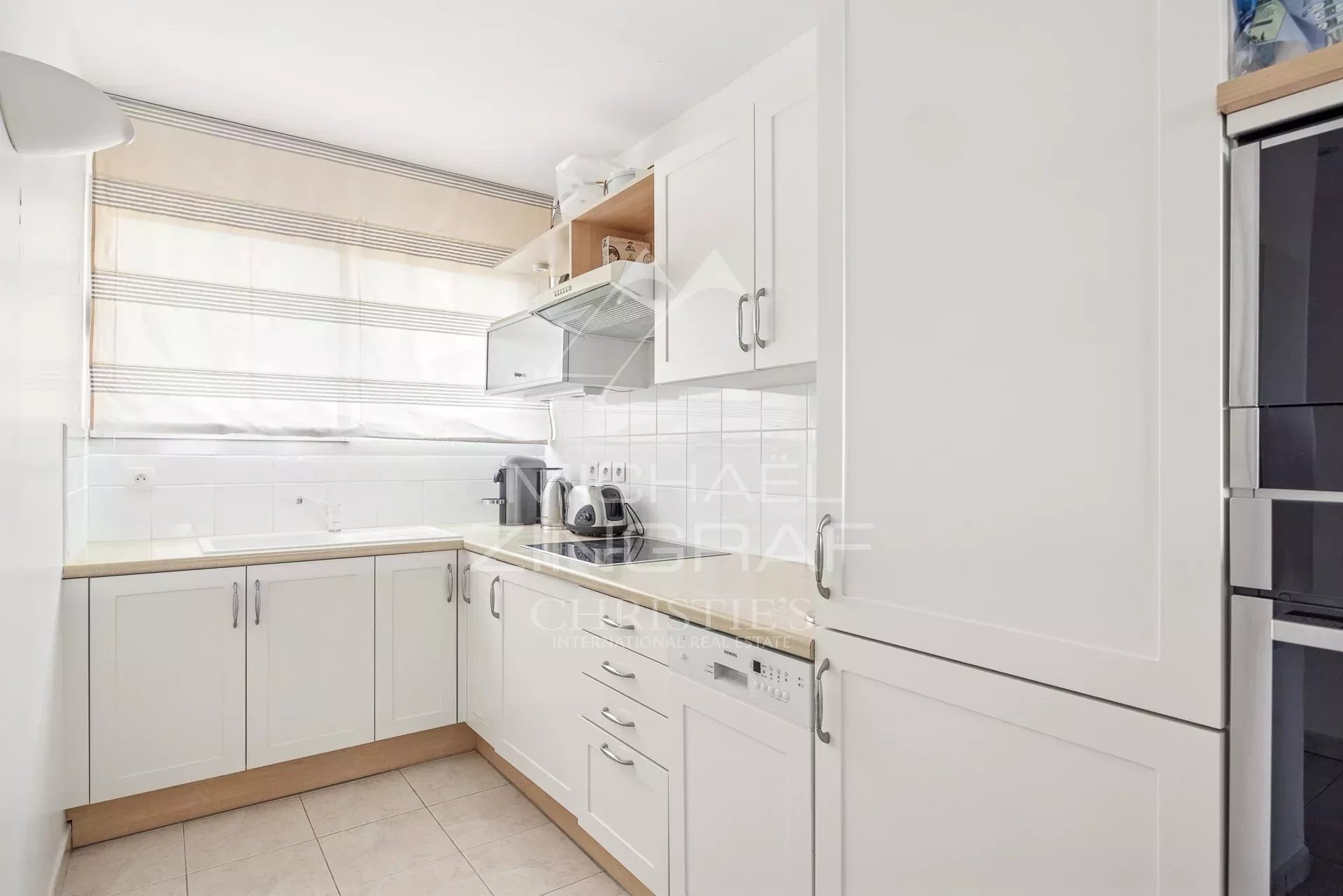 2 Bedroom Apartment/Flat's Image 6