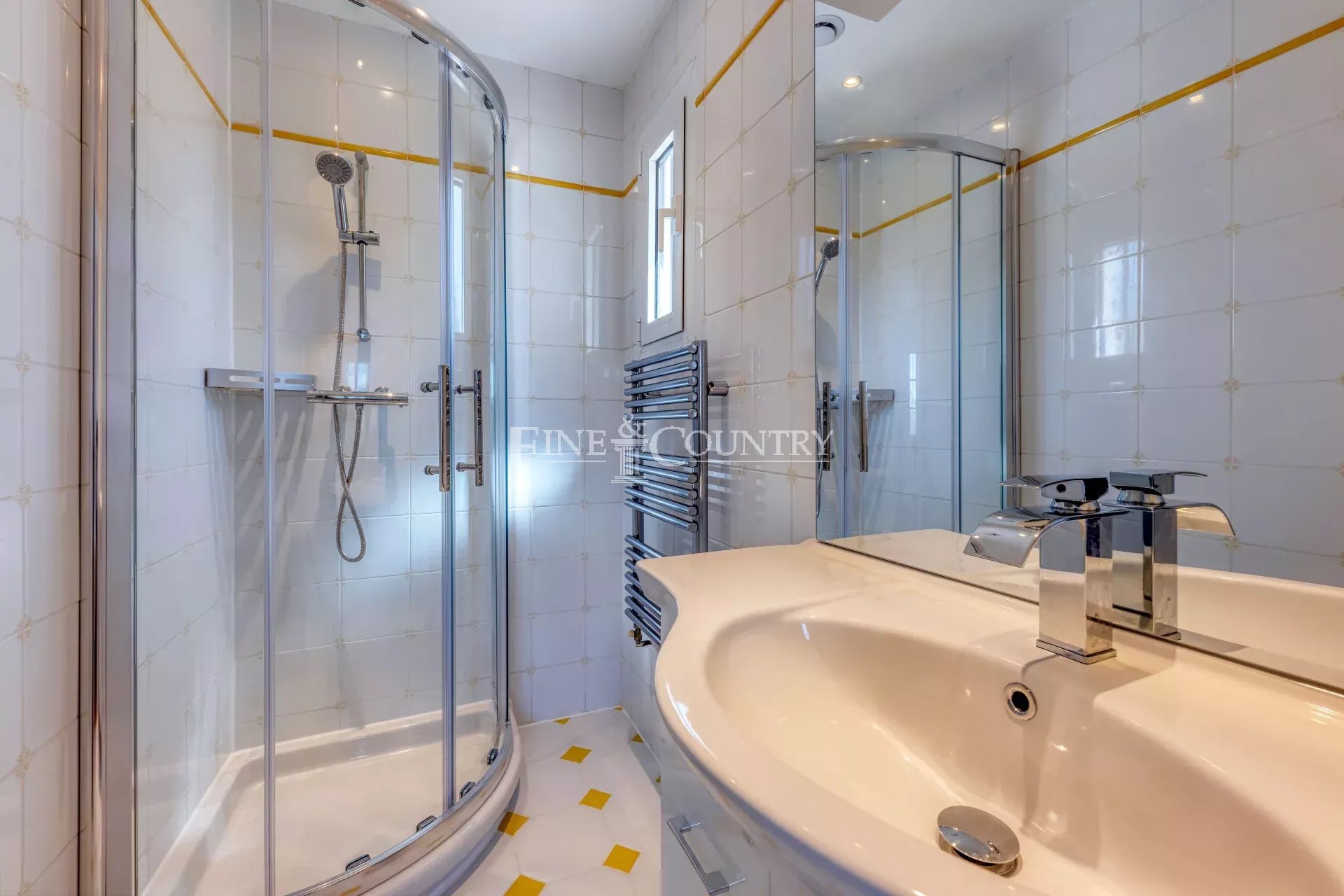 Photo of For Sale Villa in La Roquette-sur-Siagne