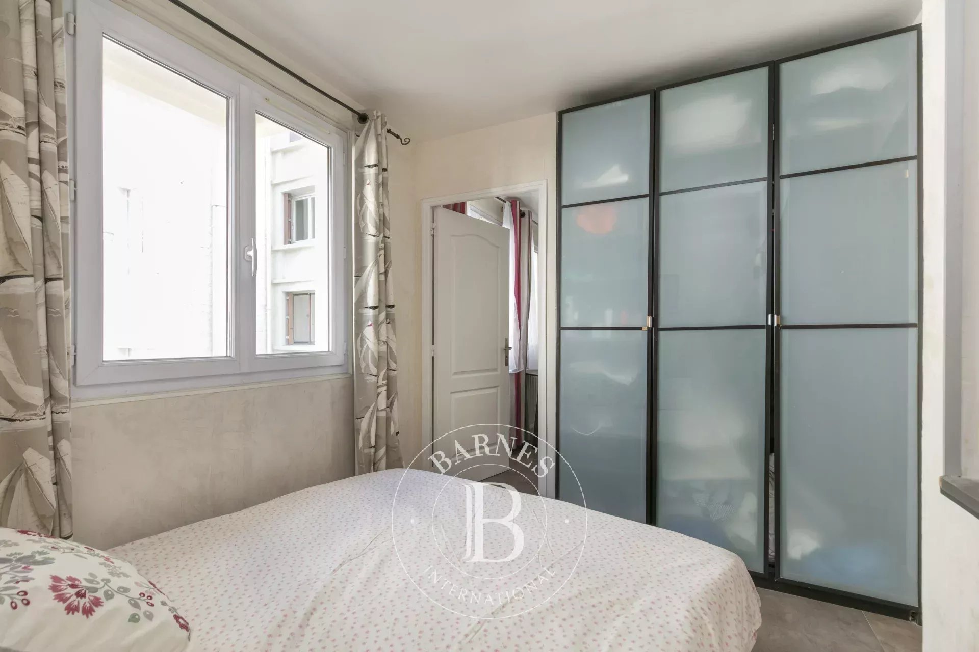 Paris  - Apartment  - picture 5