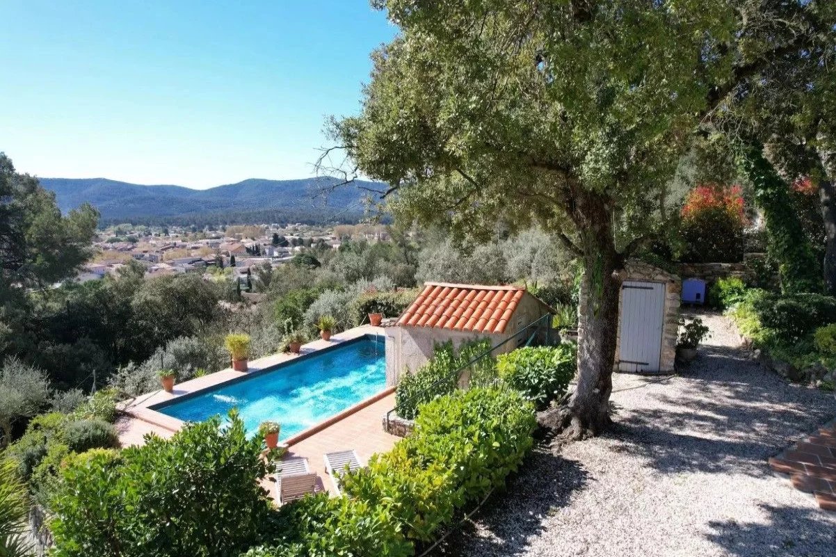 Maison 211m² — Pignans