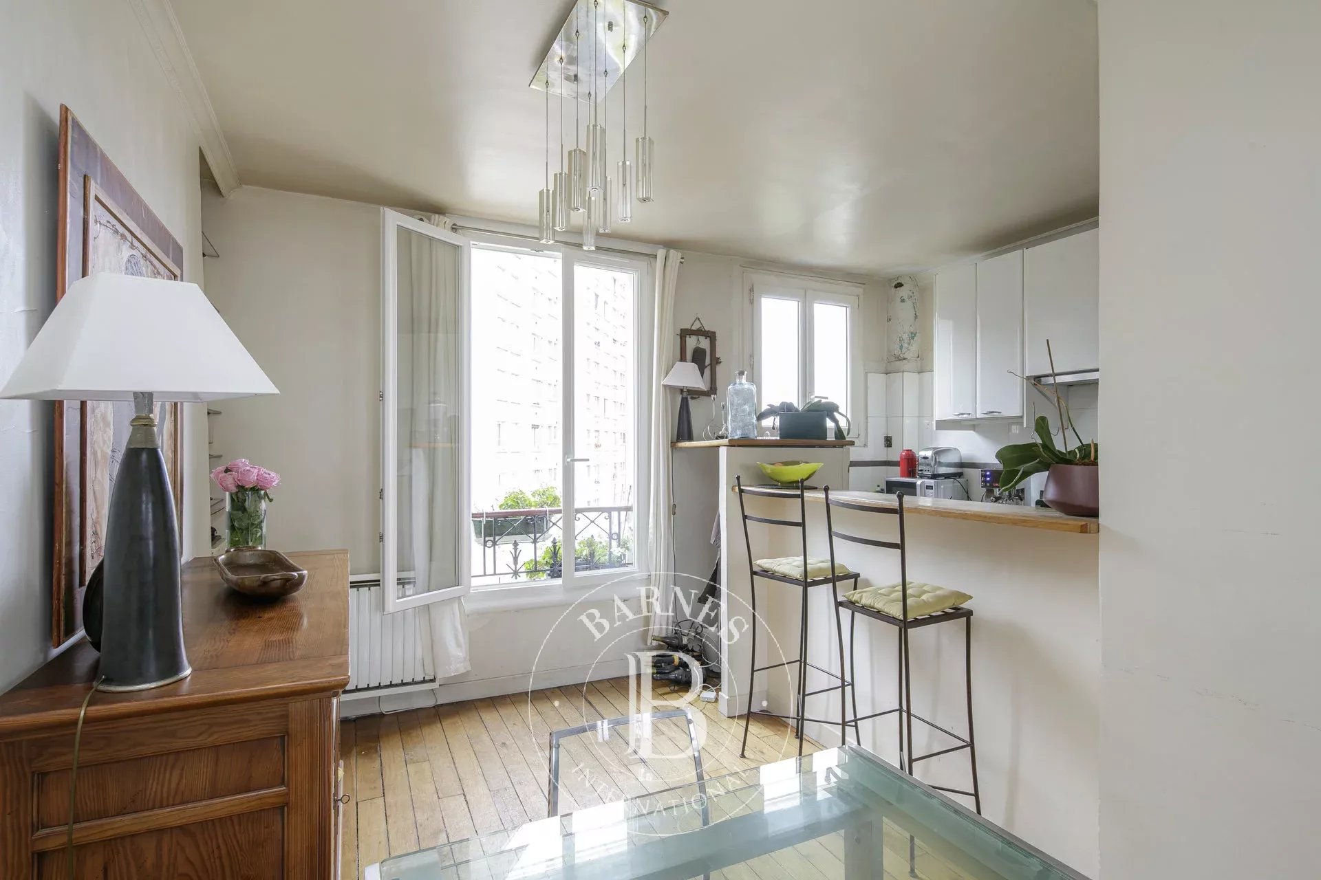 Daire Paris 18ème - picture 11